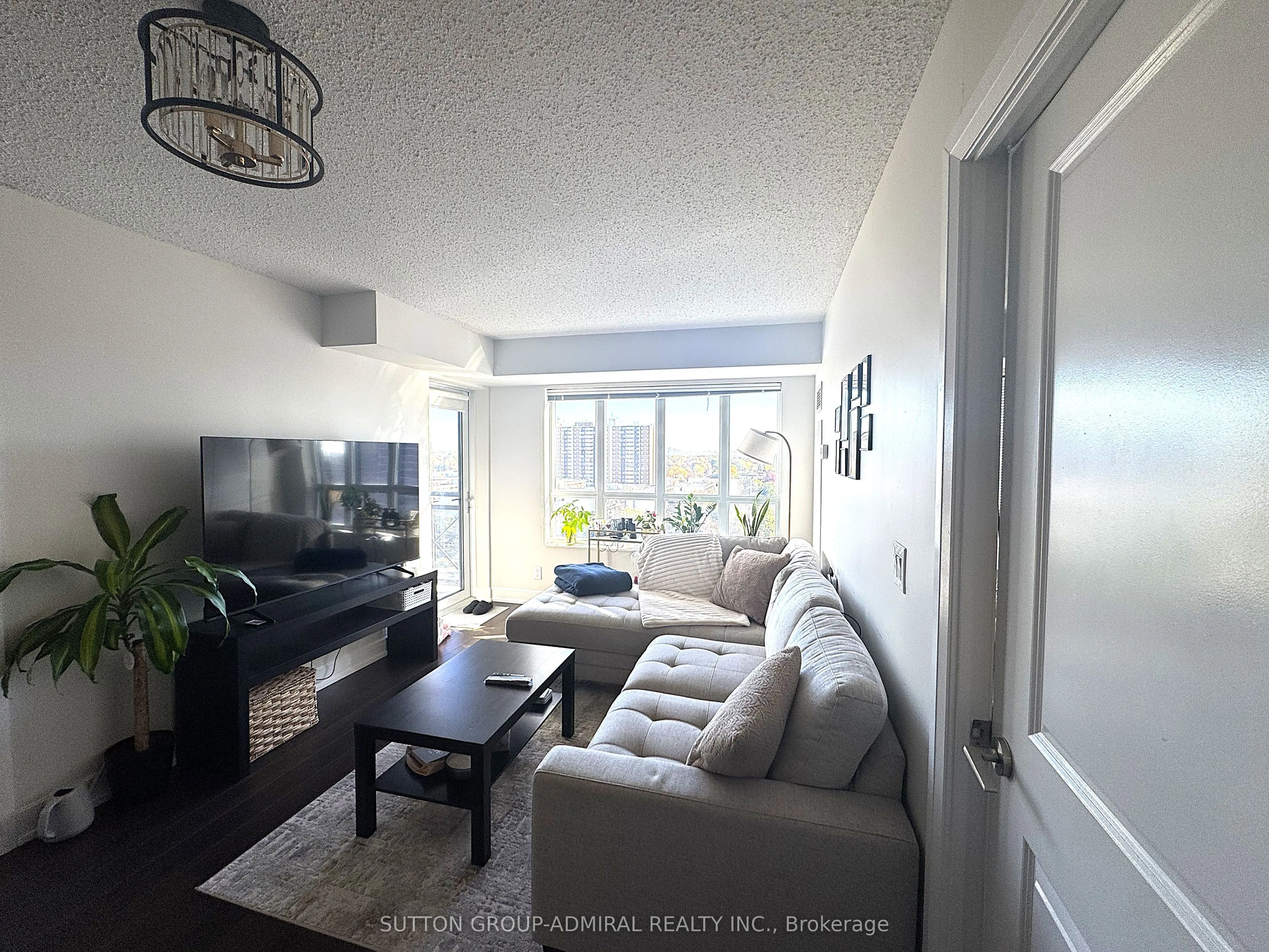 2 Eva Road E #1026