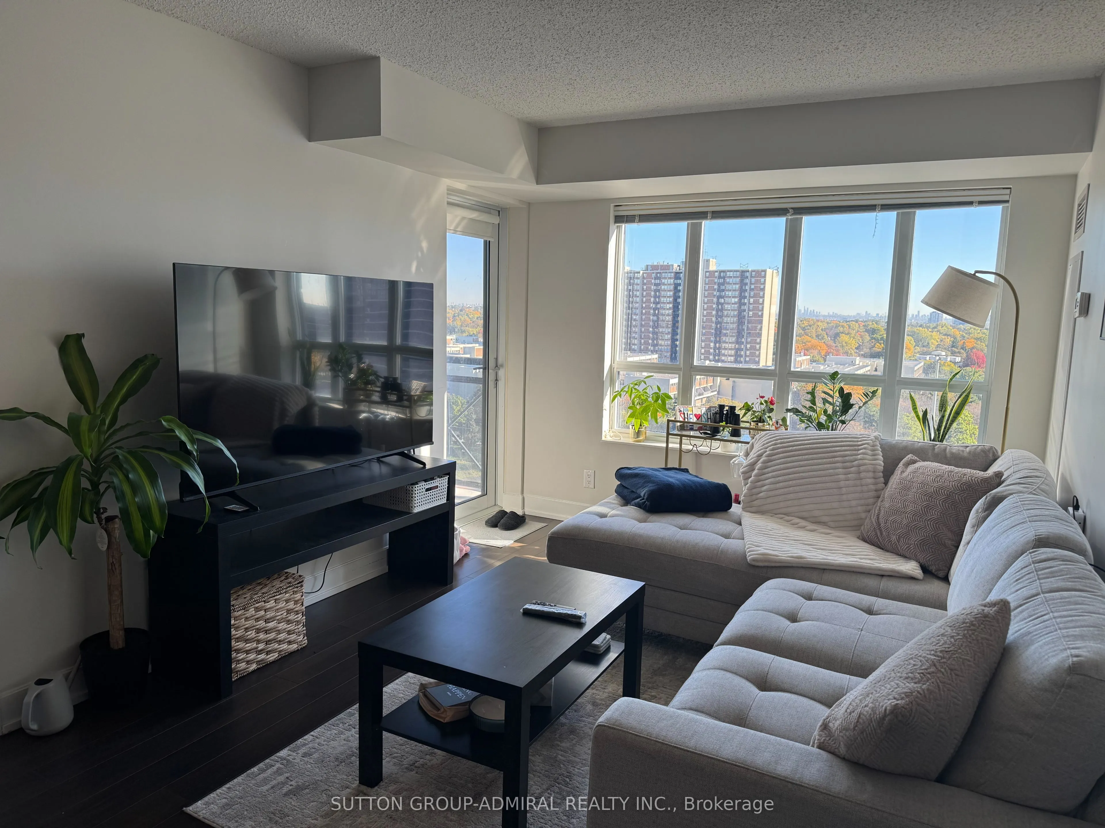 2 Eva Road E #1026