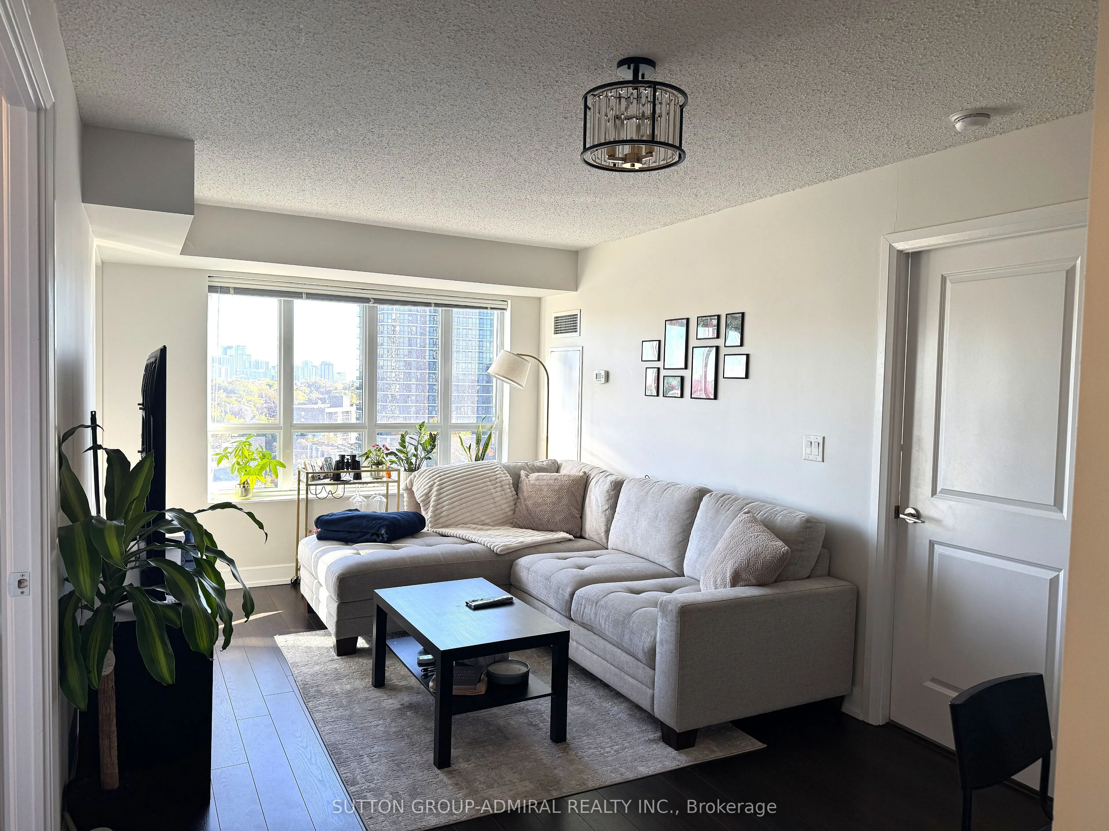 2 Eva Road E #1026