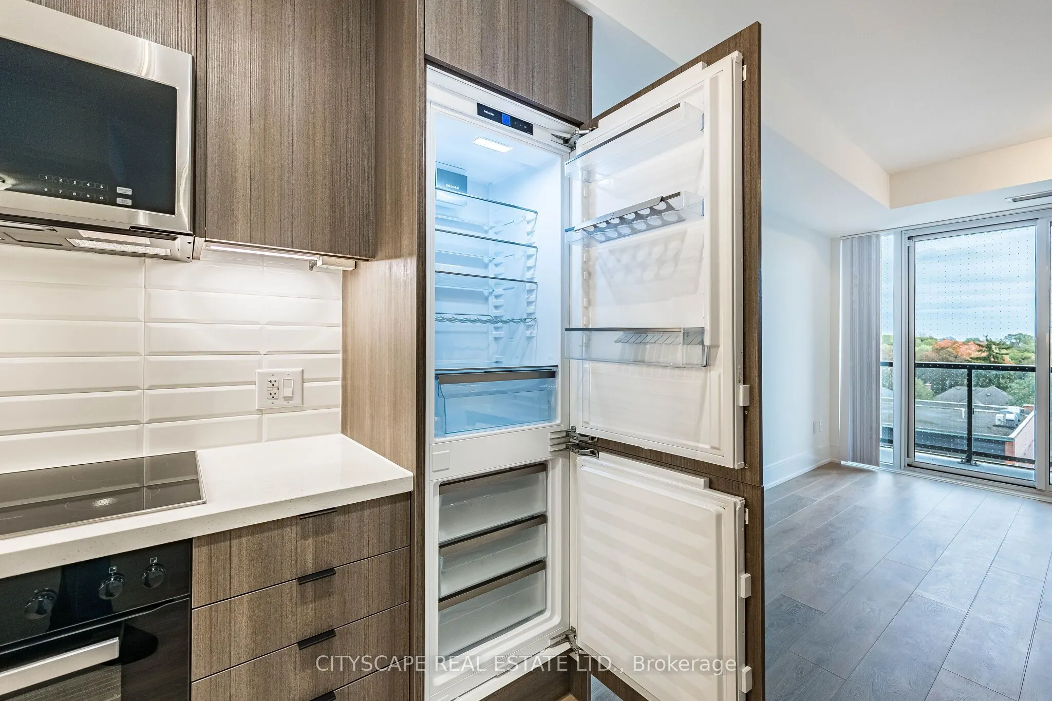 2450 Bloor Street W #316