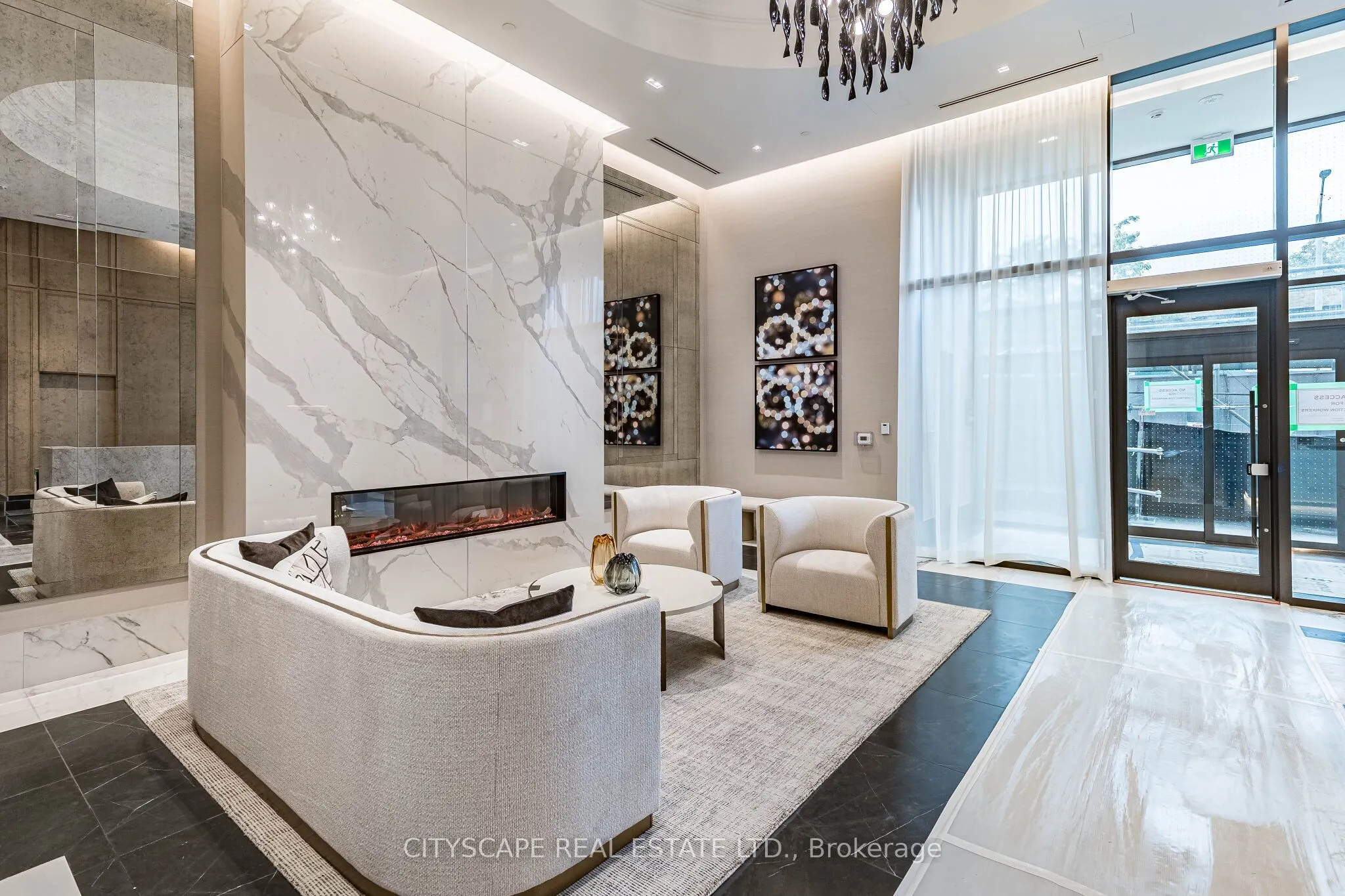2450 Bloor Street W #316