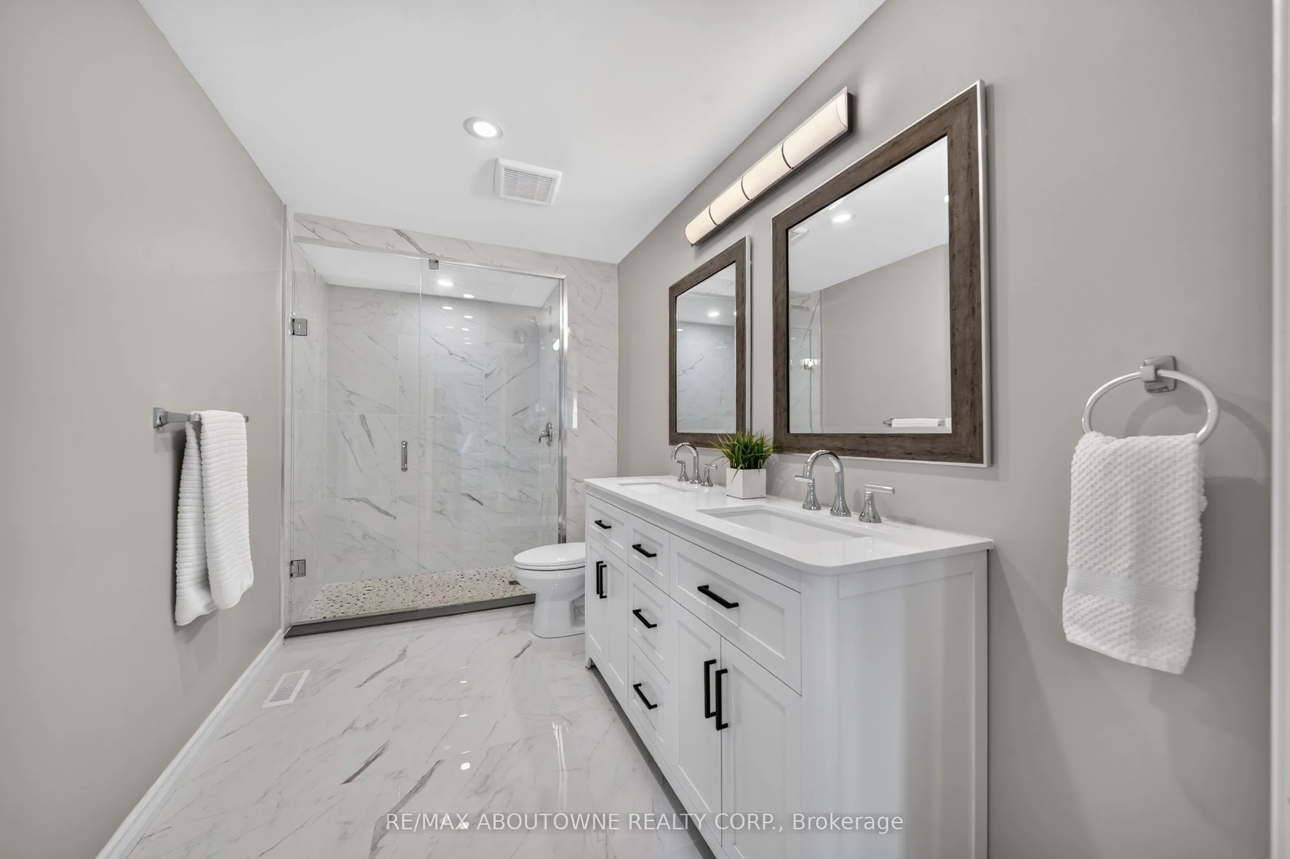 4353 Sawmill Valley Drive