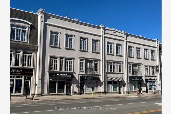 121 Lakeshore Road W #5