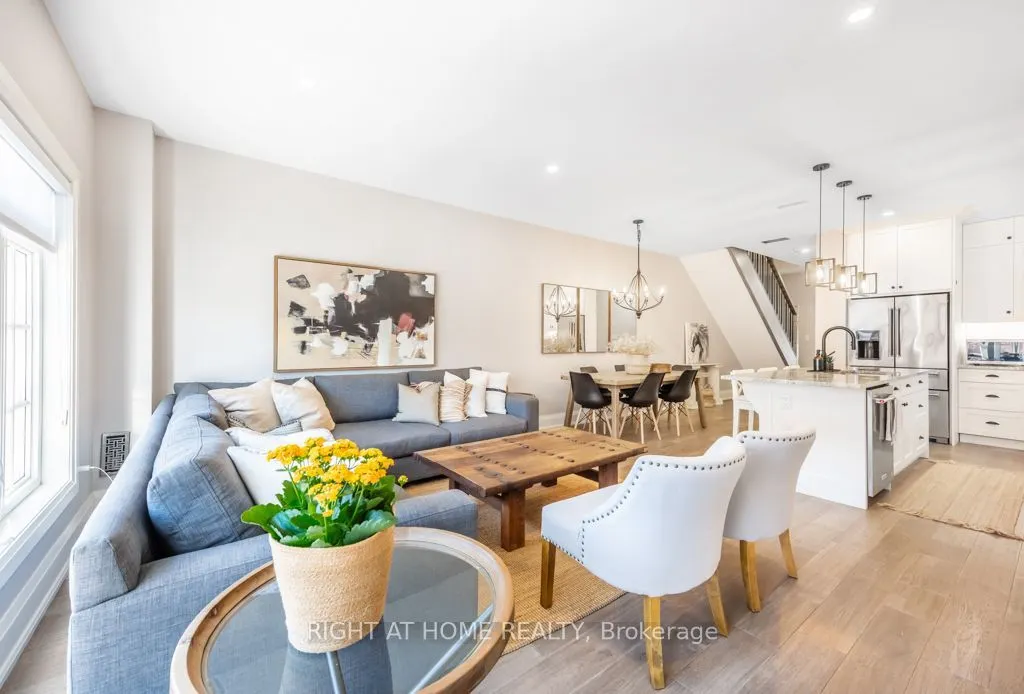 121 Lakeshore Road W #5