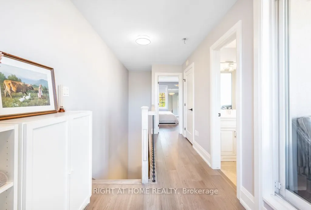 121 Lakeshore Road W #5