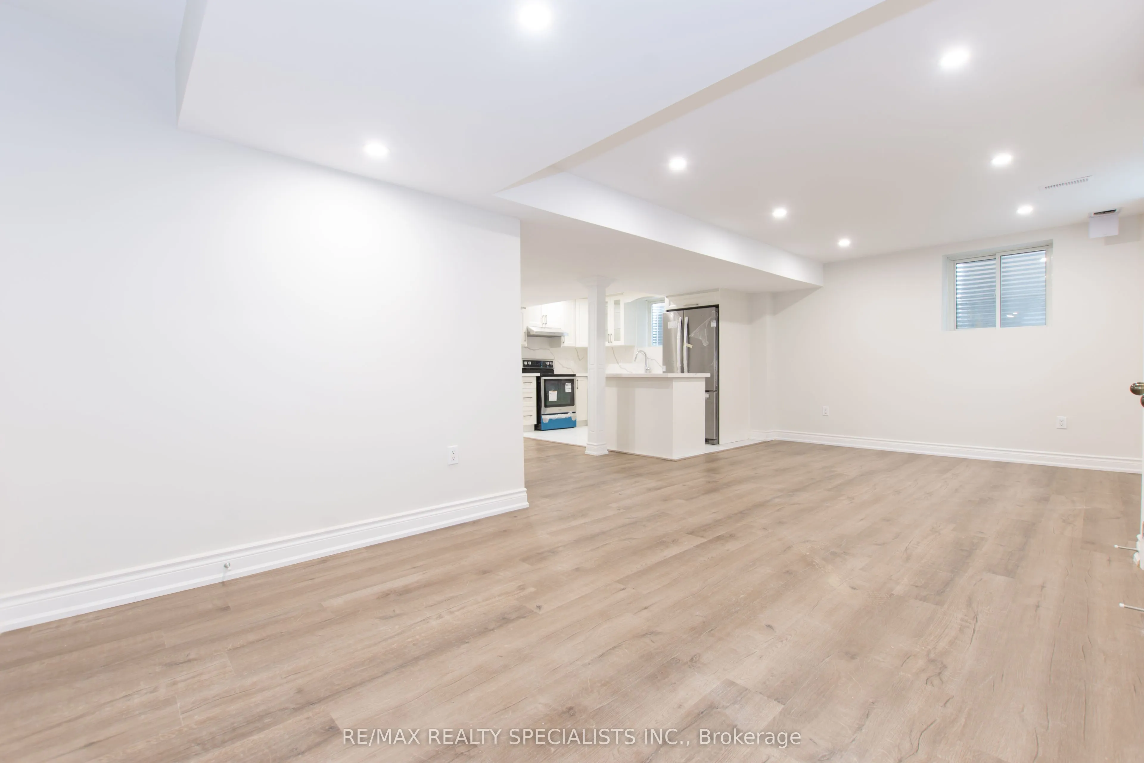 1563 Doran Crescent #Bsmt