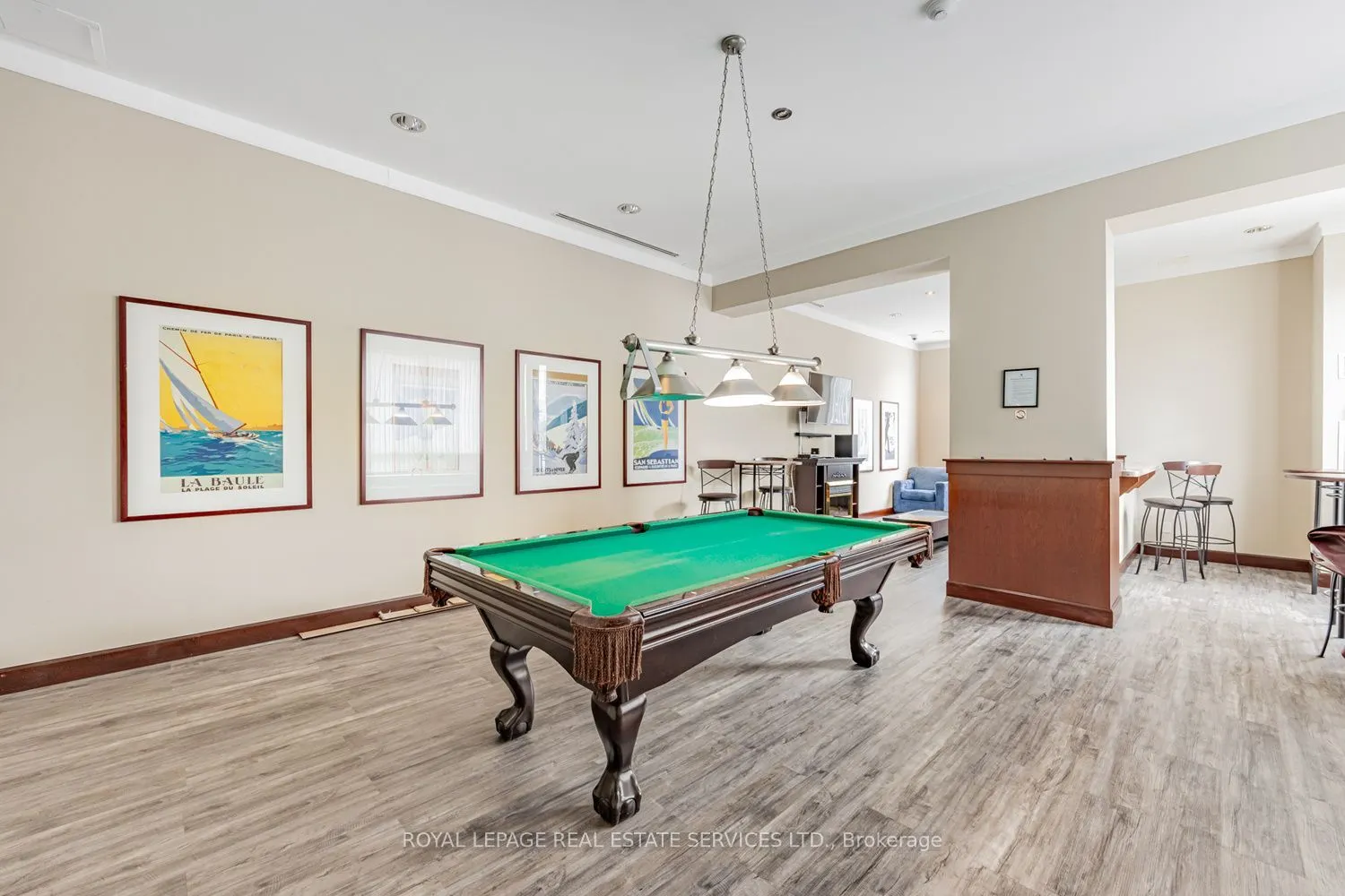 1359 Rathburn Road E #1704