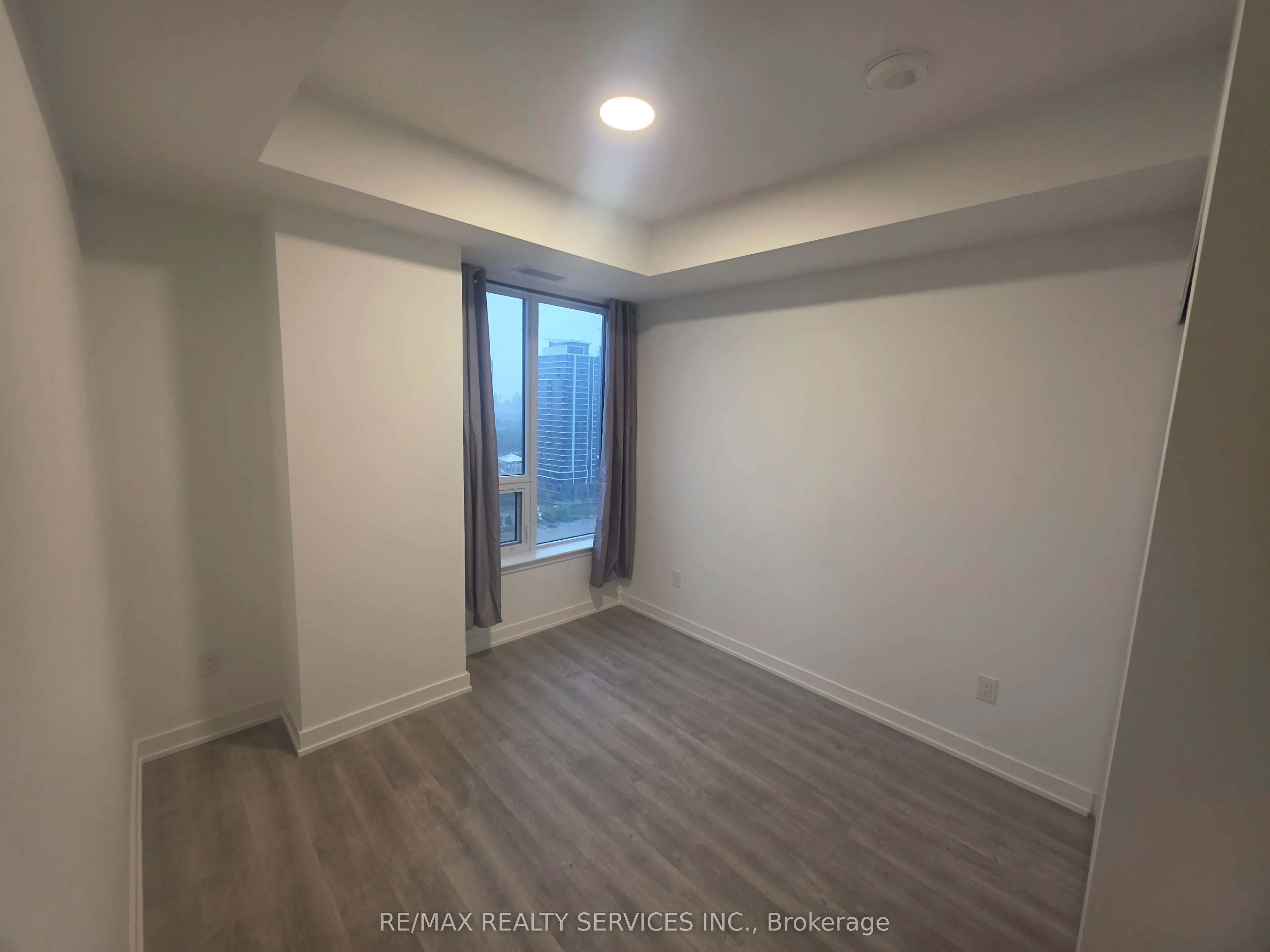 5105 Hurontario Street #1504