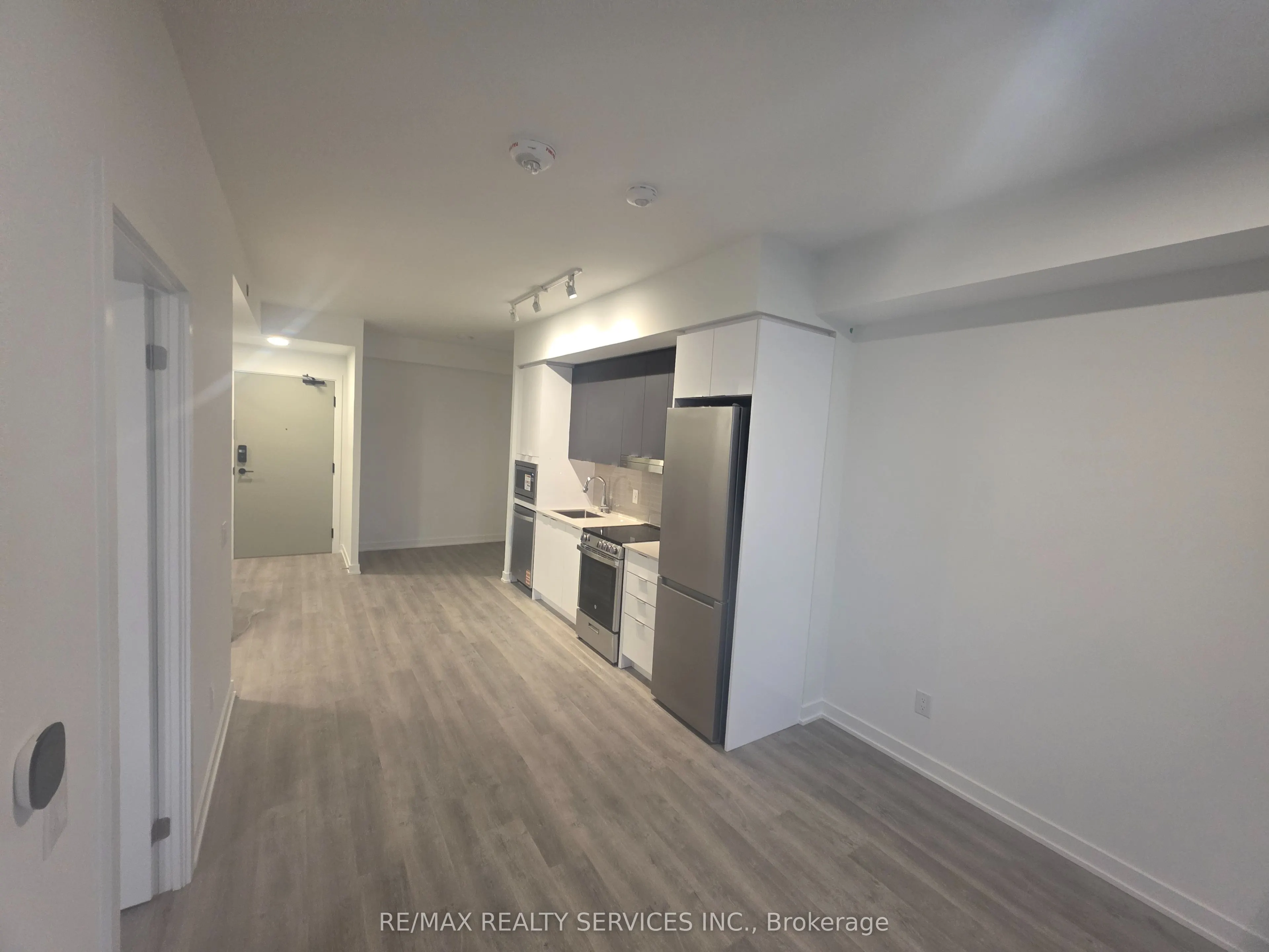 5105 Hurontario Street #1504