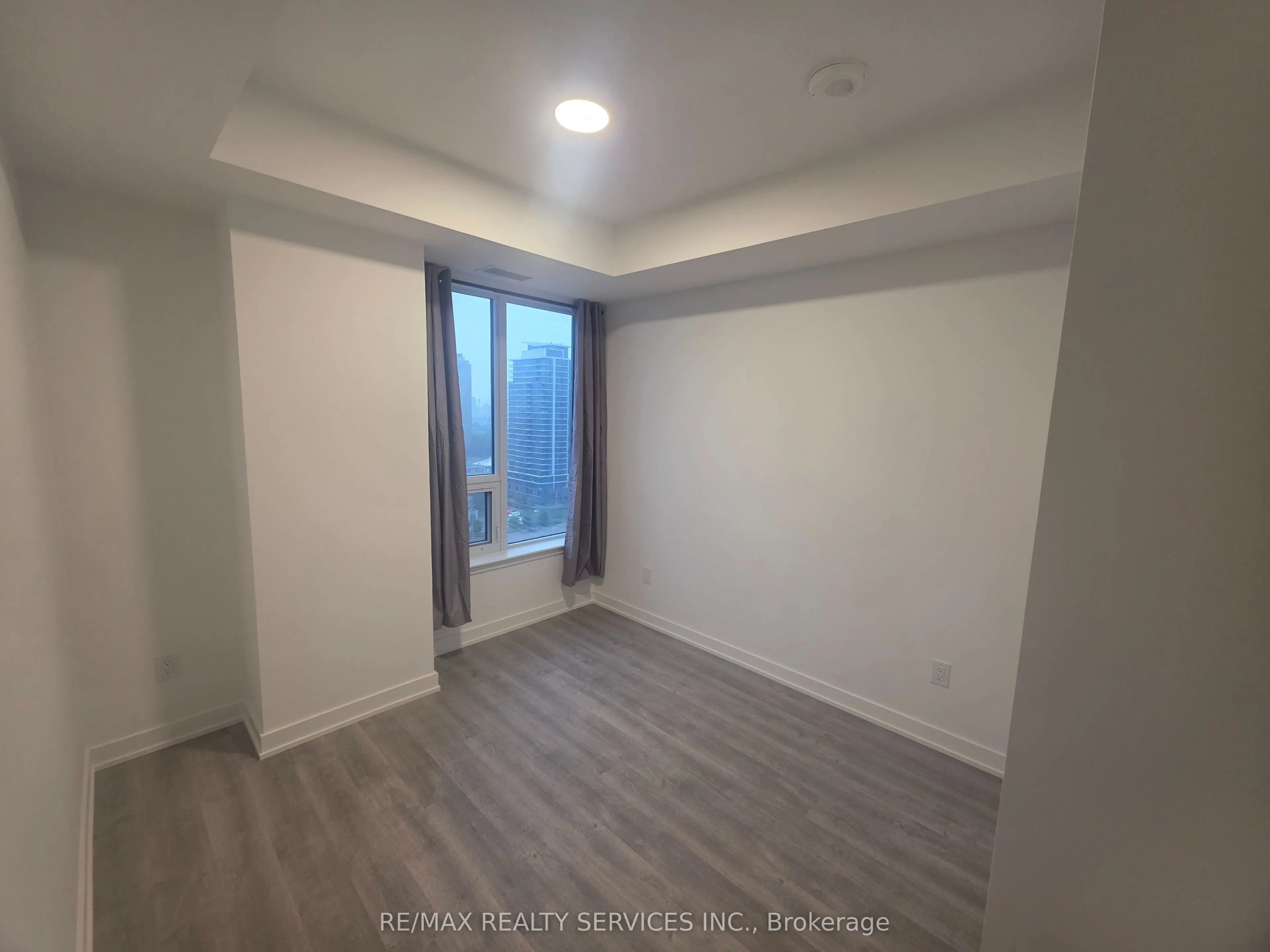 5105 Hurontario Street #1504