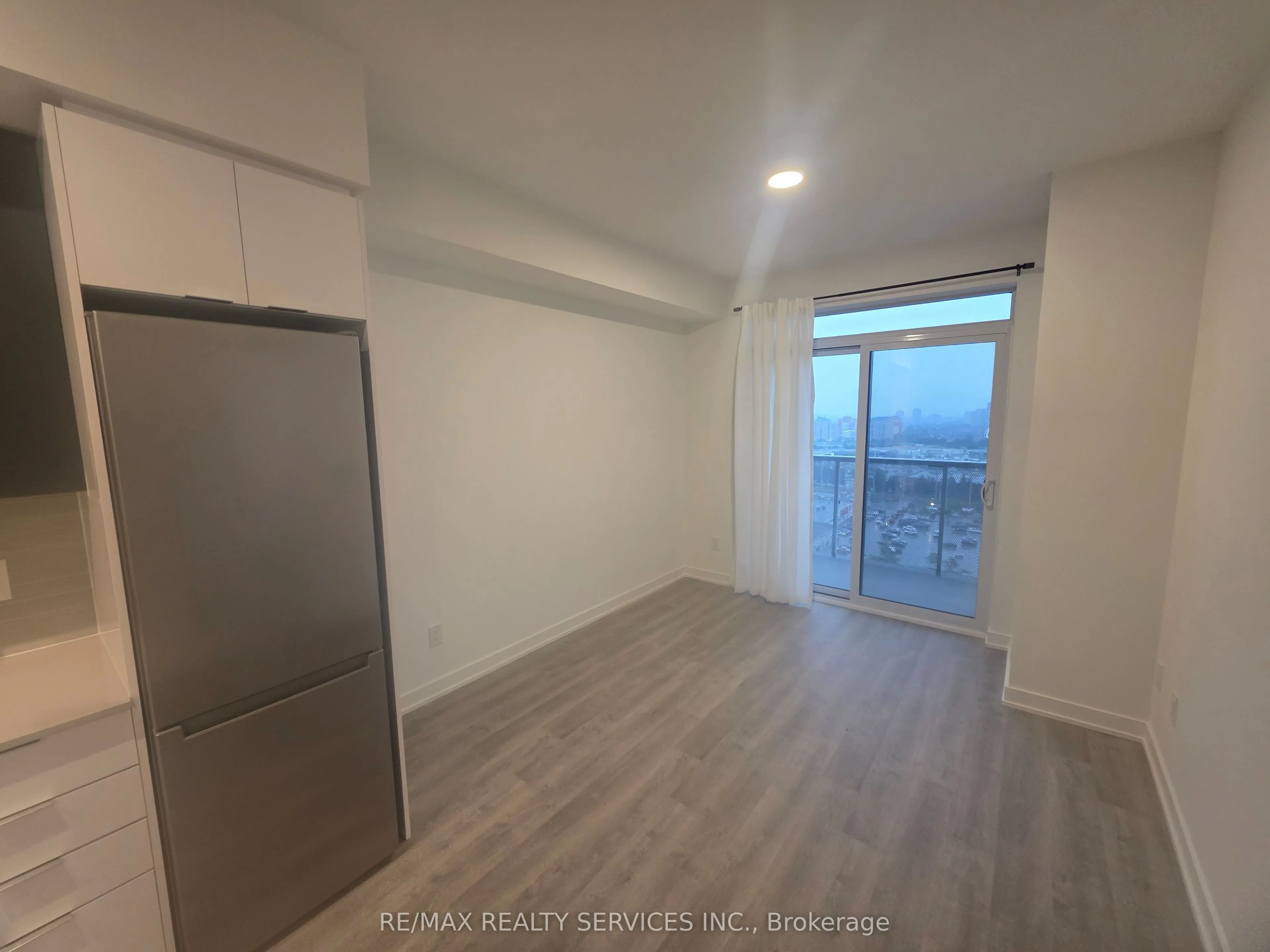 5105 Hurontario Street #1504