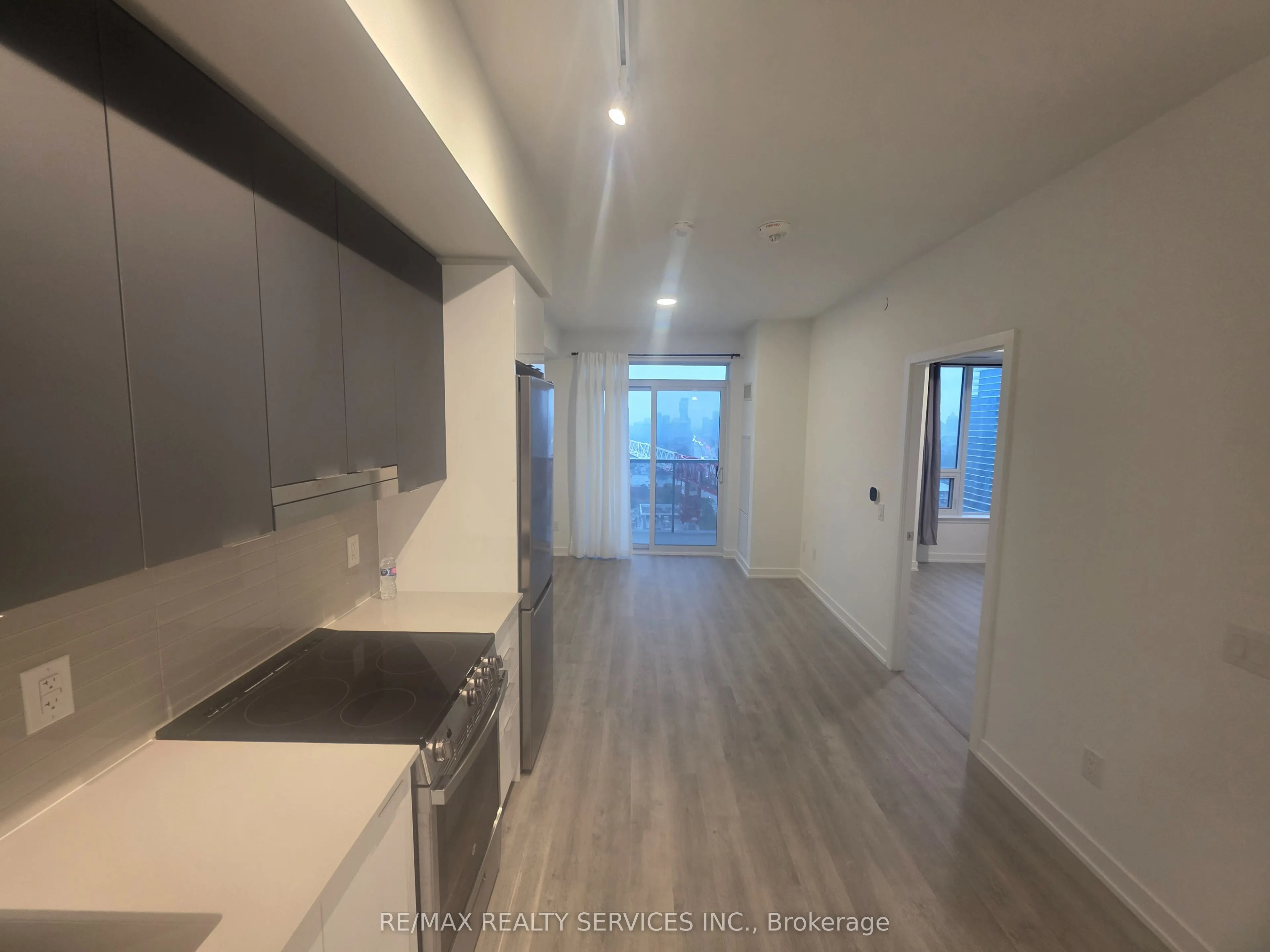 5105 Hurontario Street #1504