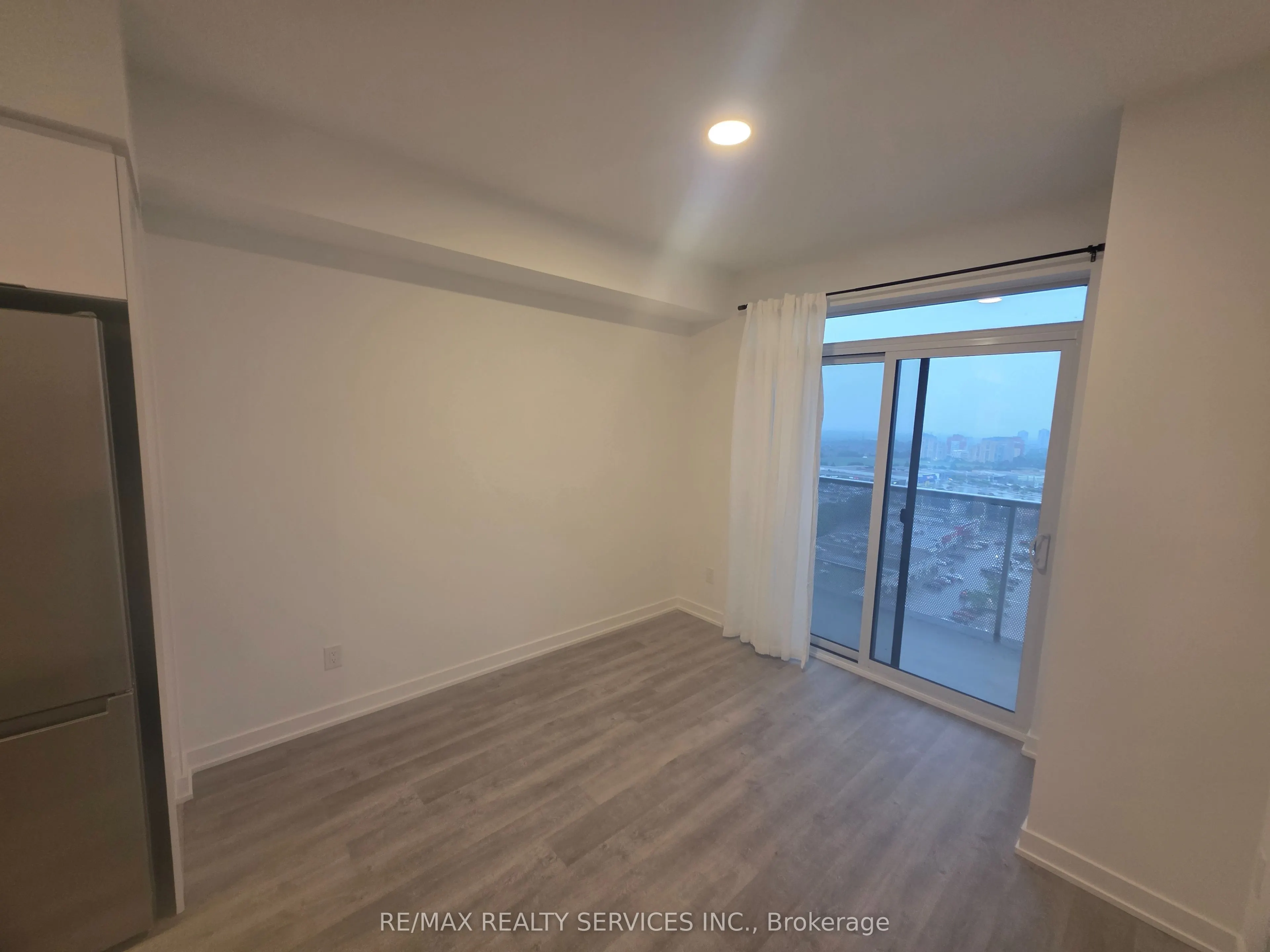 5105 Hurontario Street #1504