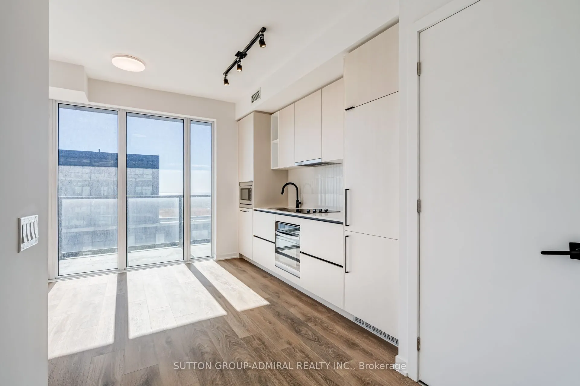 1285 Dupont Street #2610