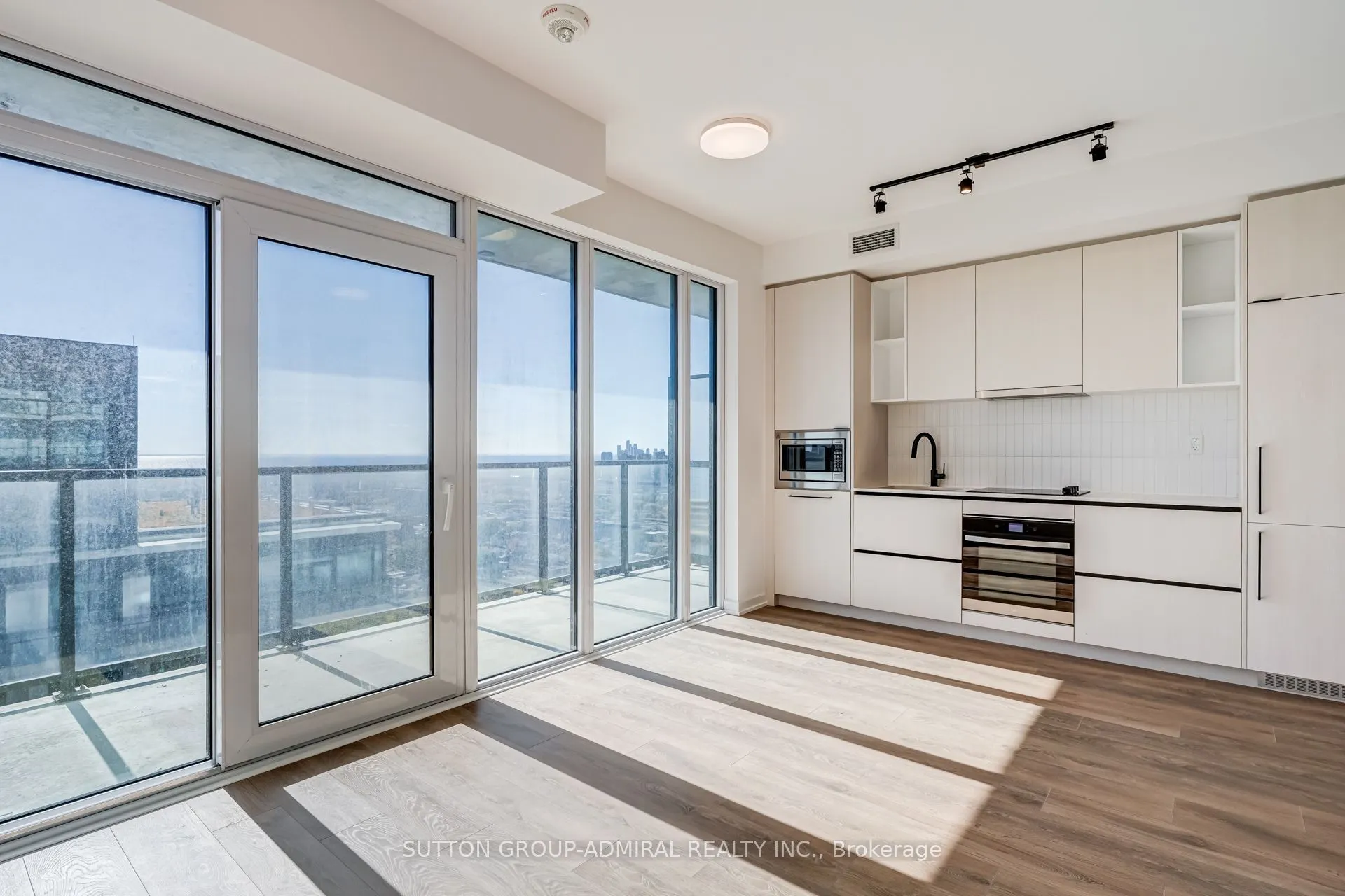 1285 Dupont Street #2610