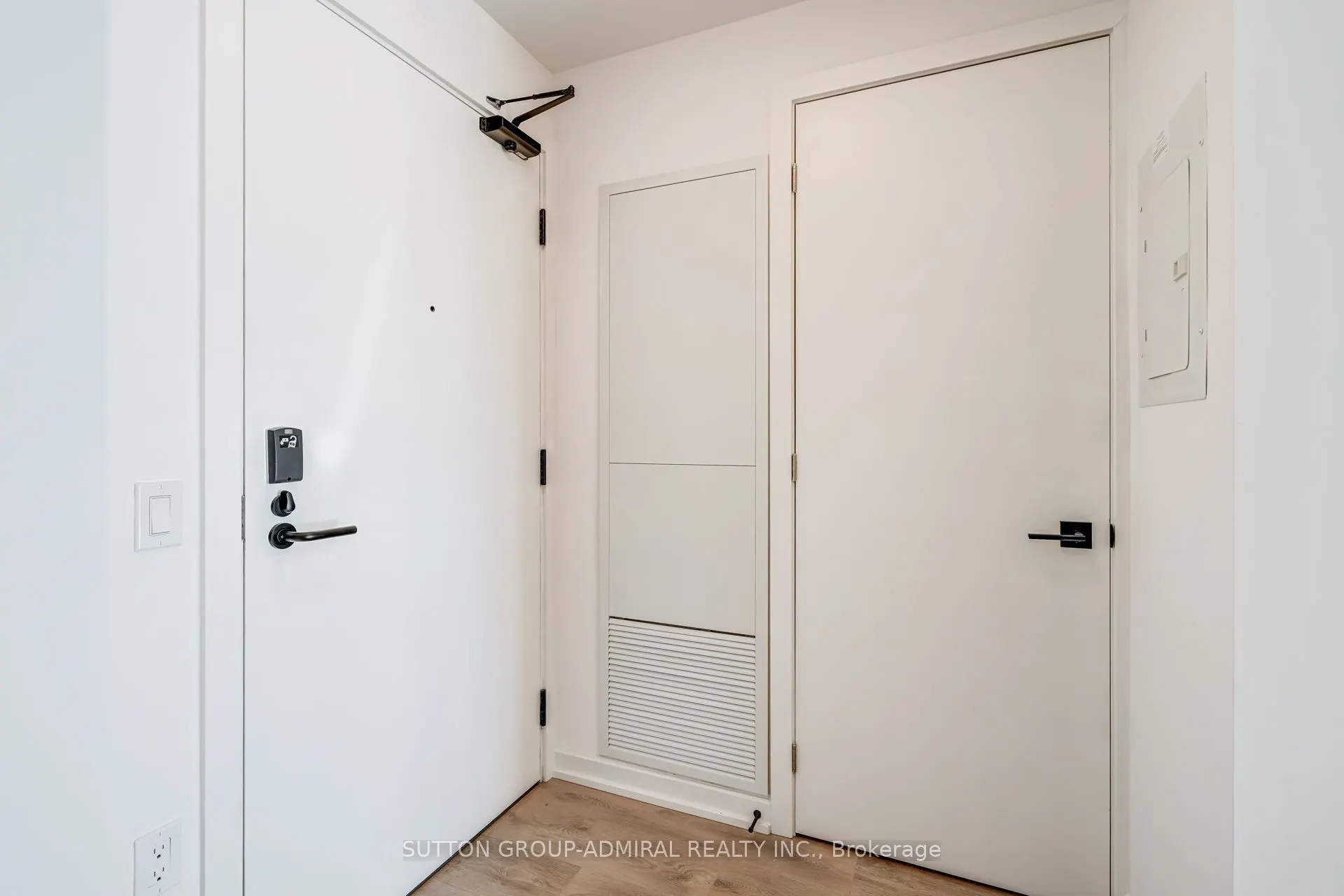 1285 Dupont Street #2610