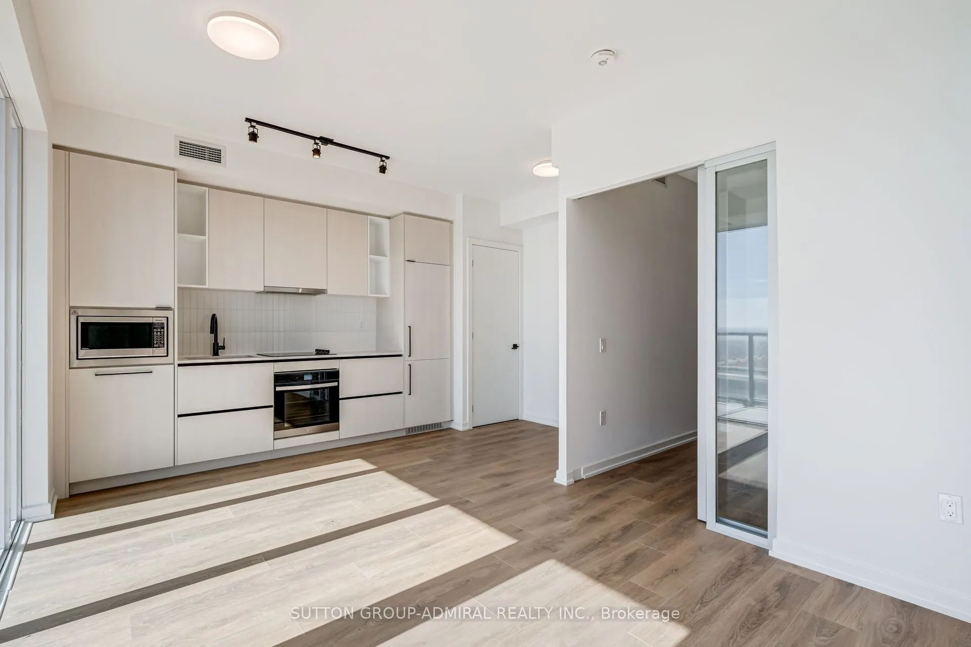 1285 Dupont Street #2610