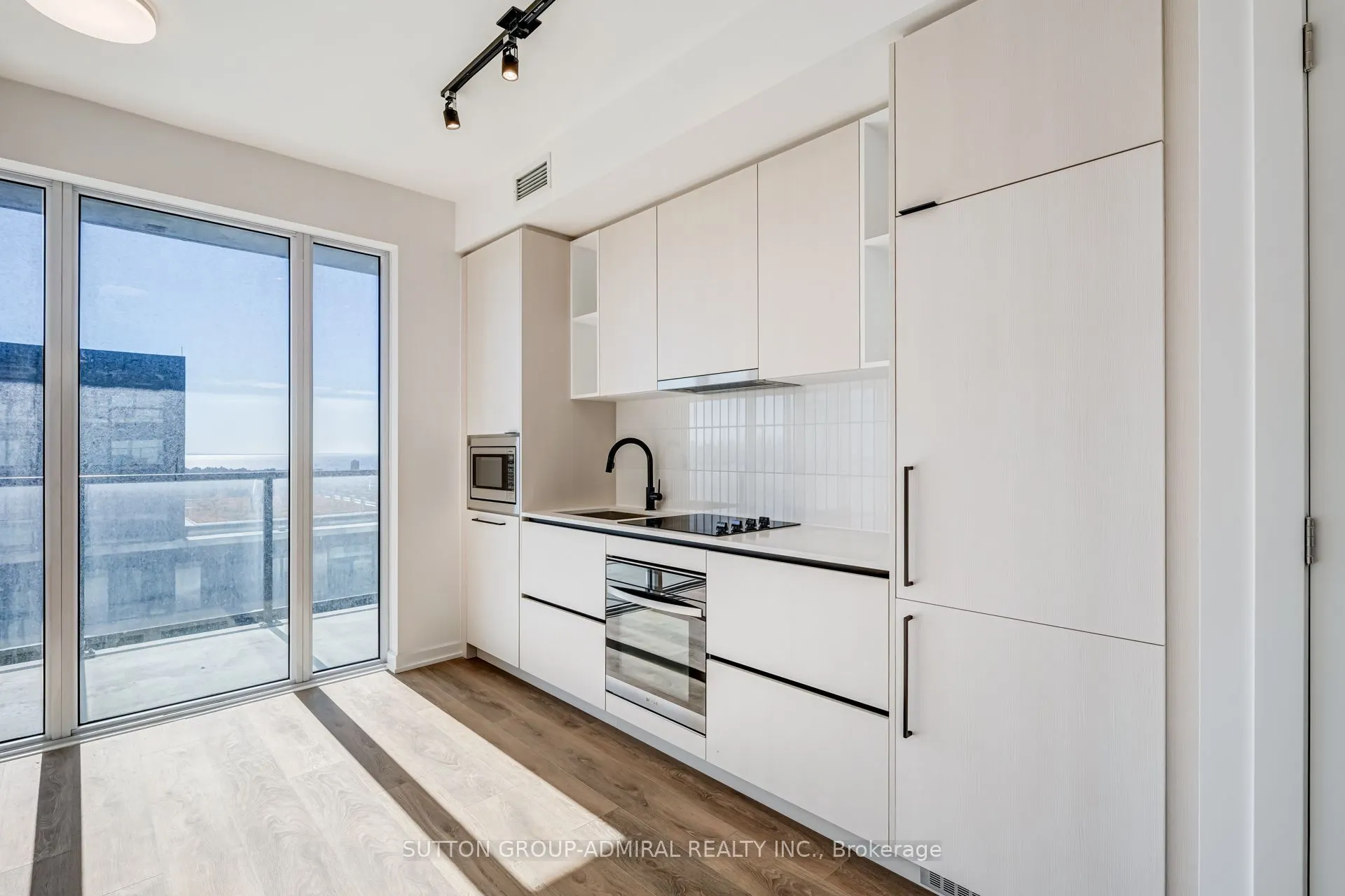 1285 Dupont Street #2610