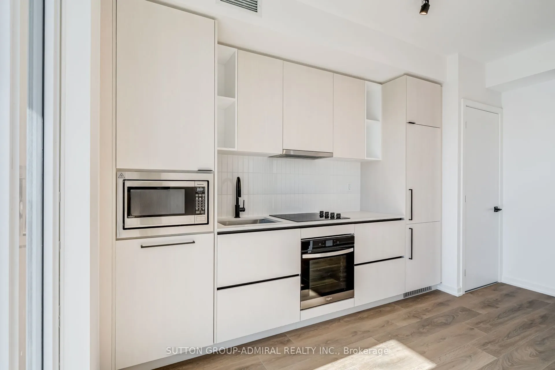 1285 Dupont Street #2610