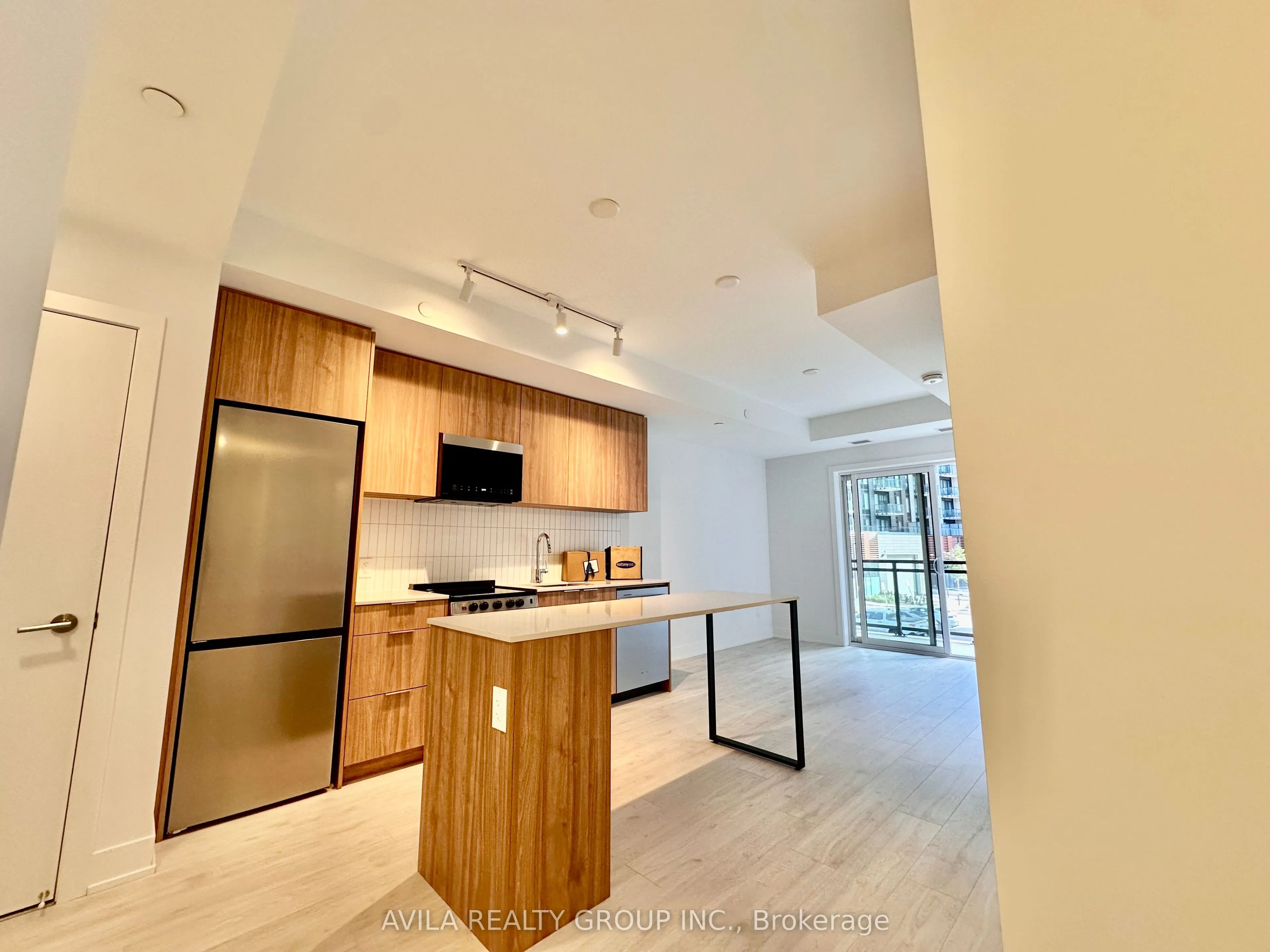 3008 William Cutmore Boulevard #210