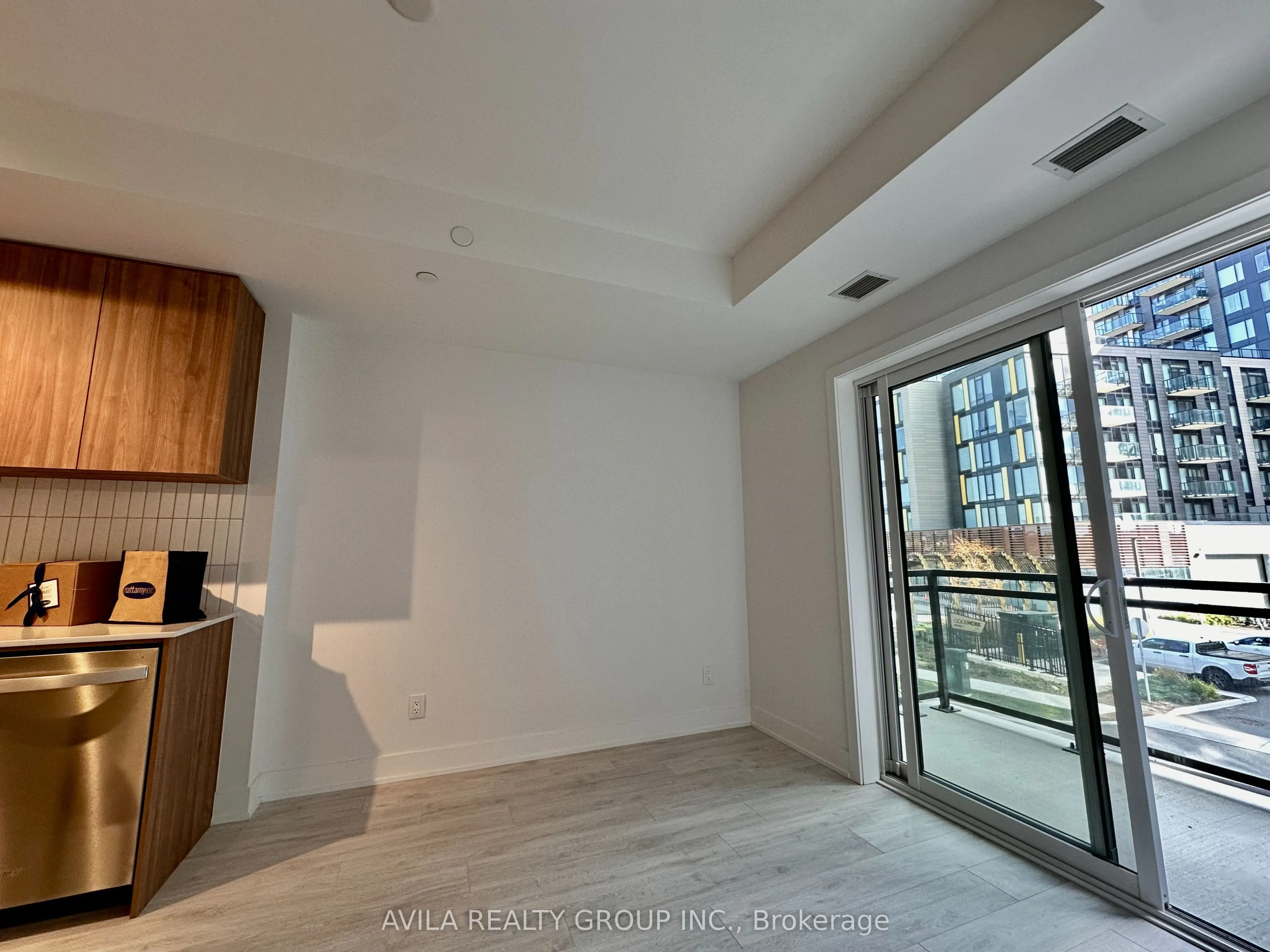 3008 William Cutmore Boulevard #210