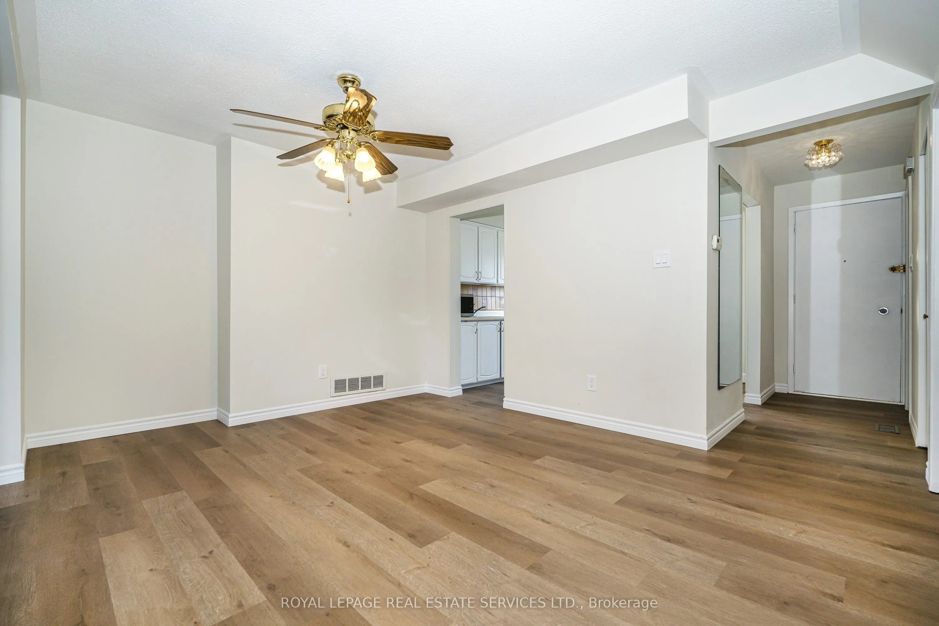 707 Burnhamthorpe Road #51