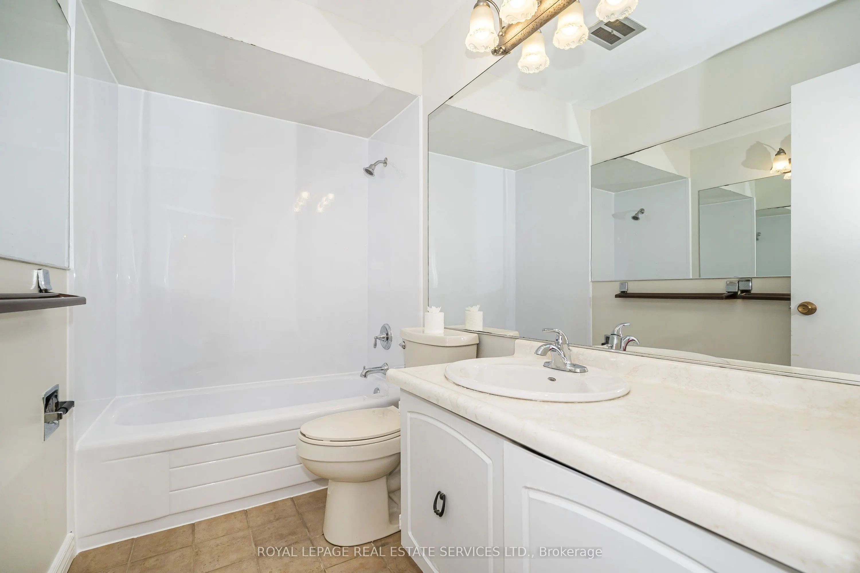 707 Burnhamthorpe Road #51