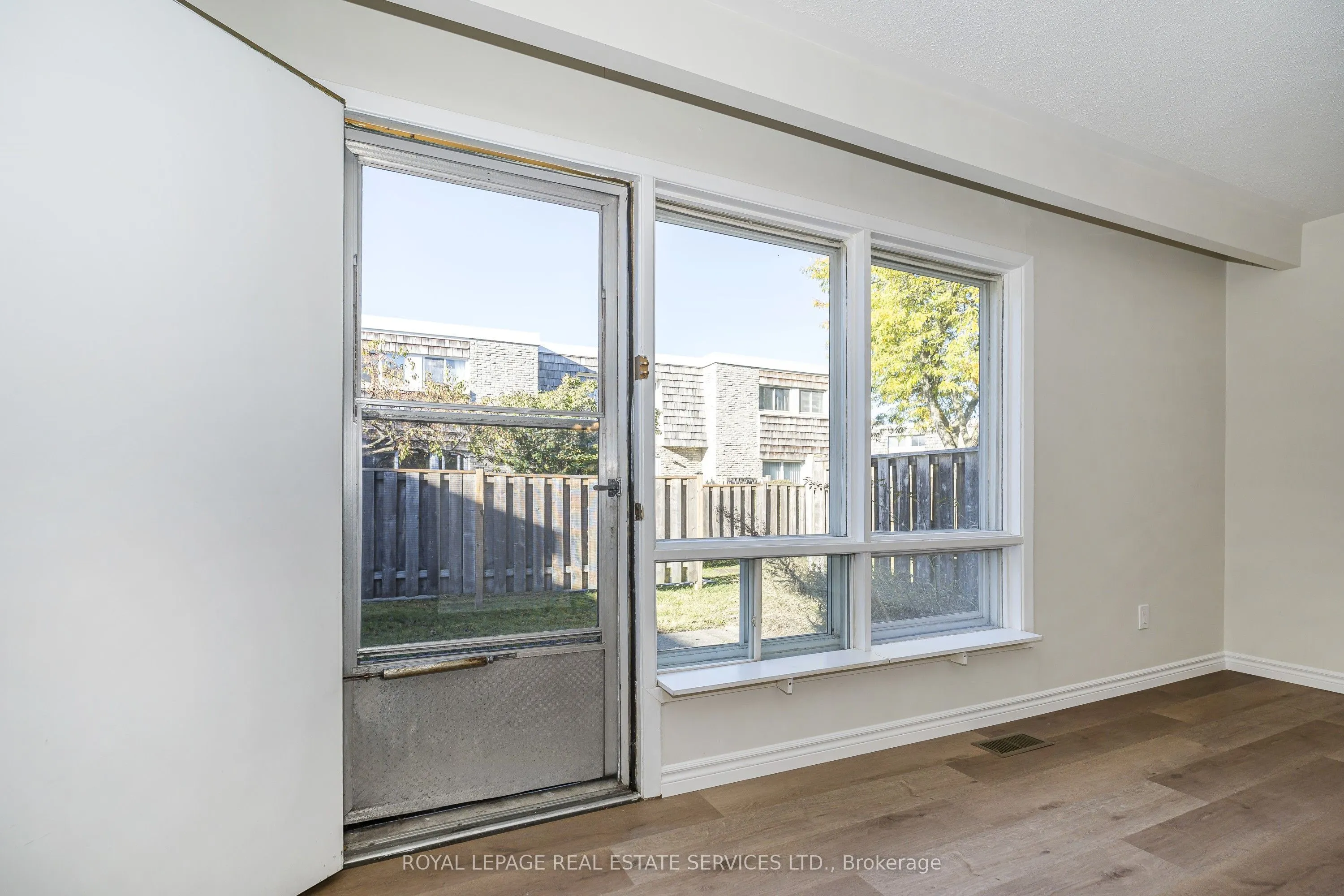707 Burnhamthorpe Road #51