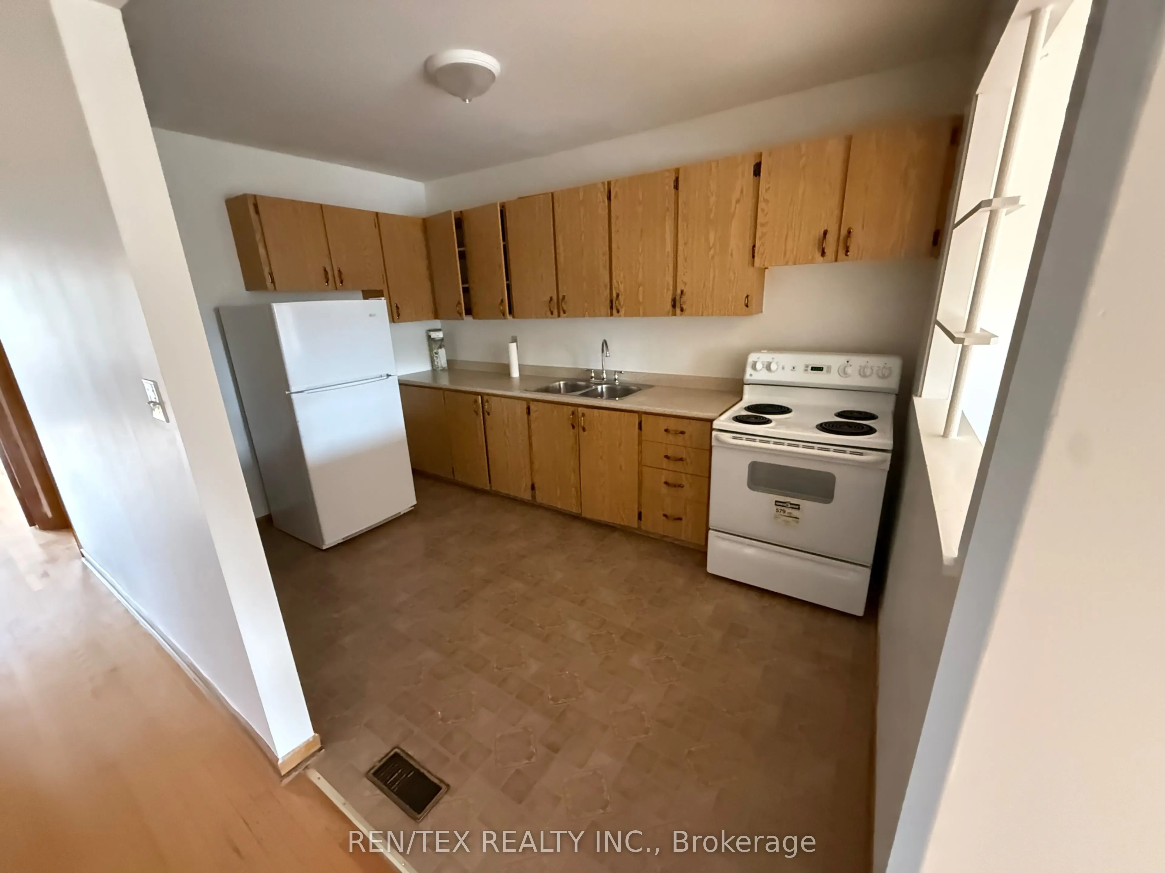 2444 Dufferin Street