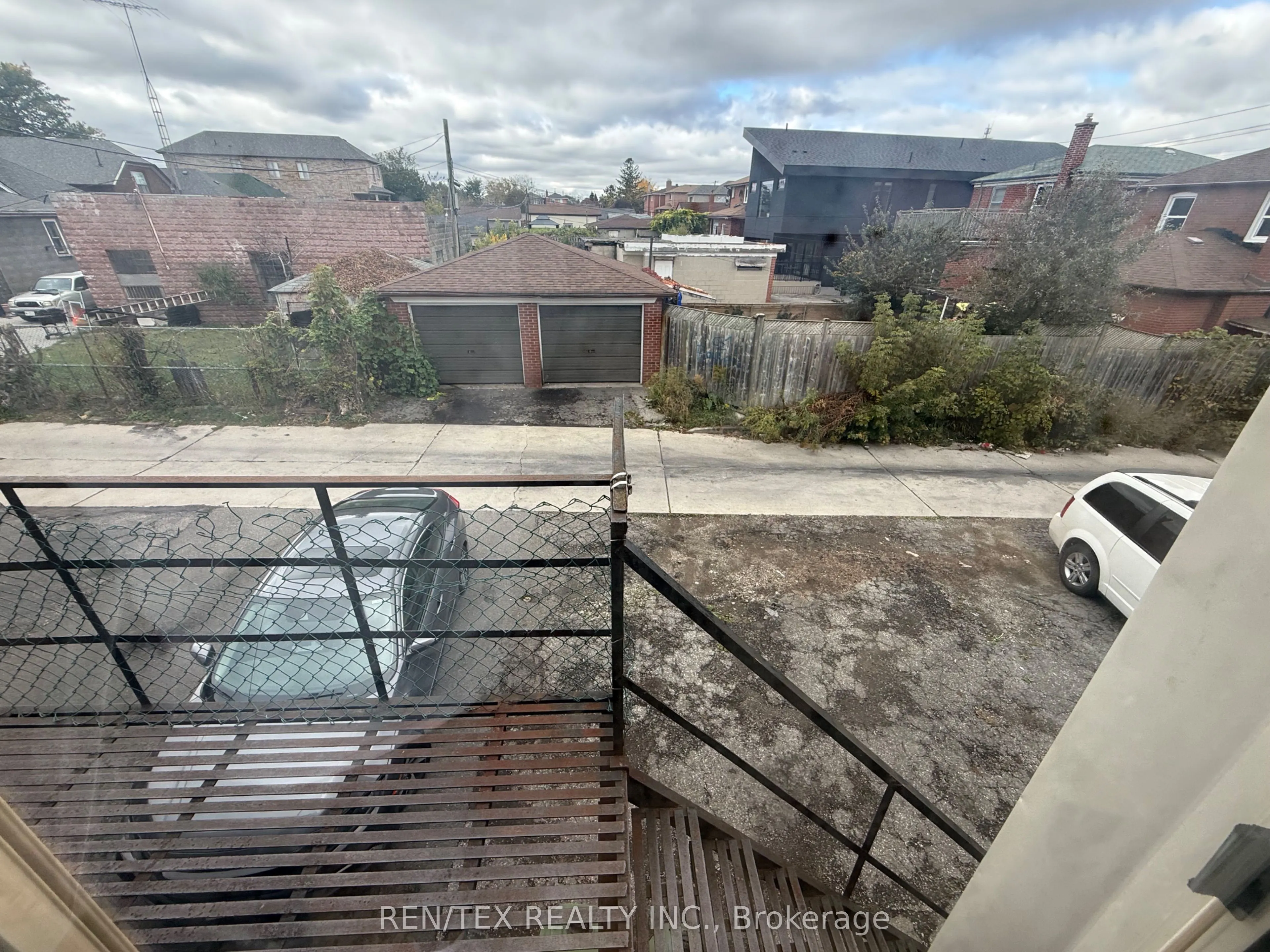 2444 Dufferin Street