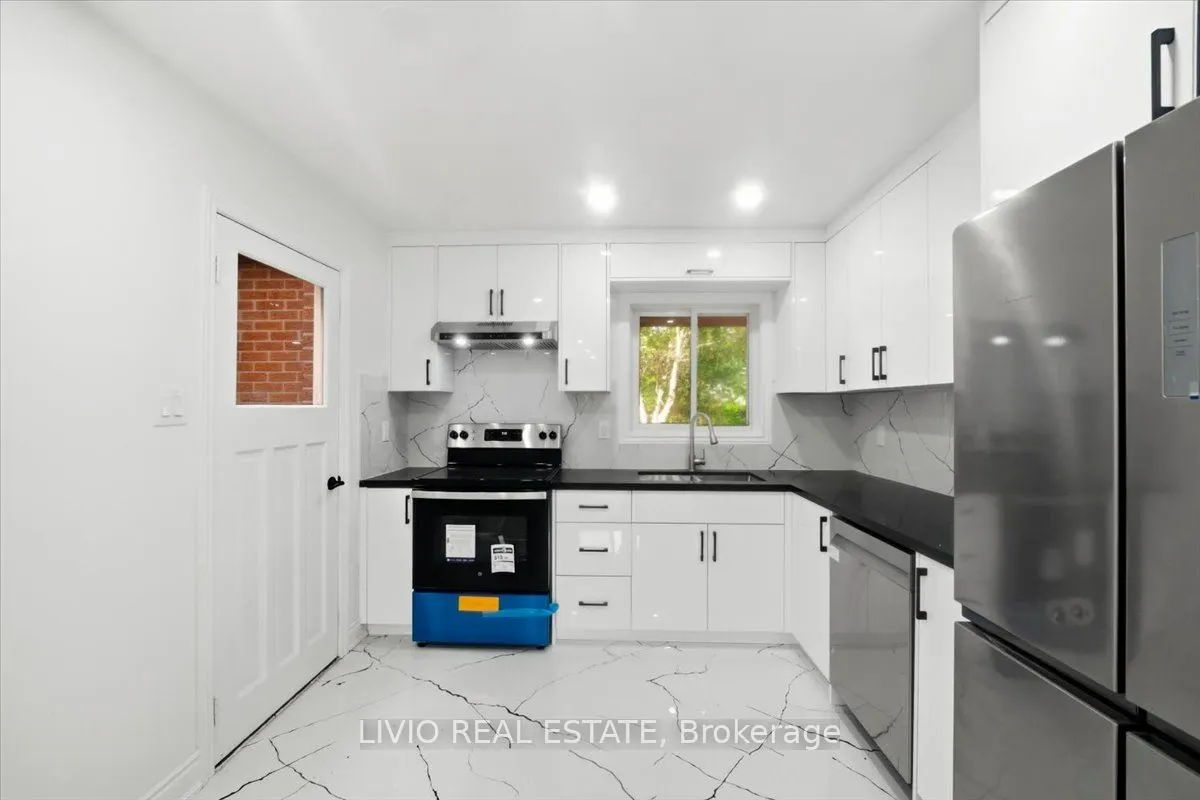 4002 Brandon Gate Drive