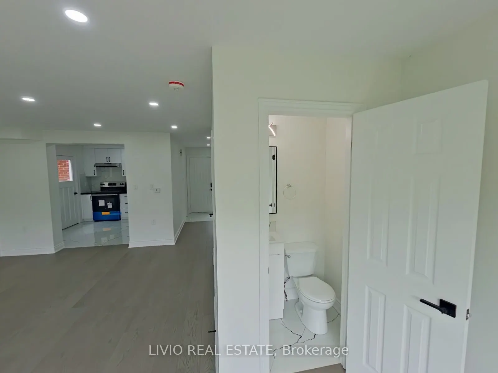 4002 Brandon Gate Drive