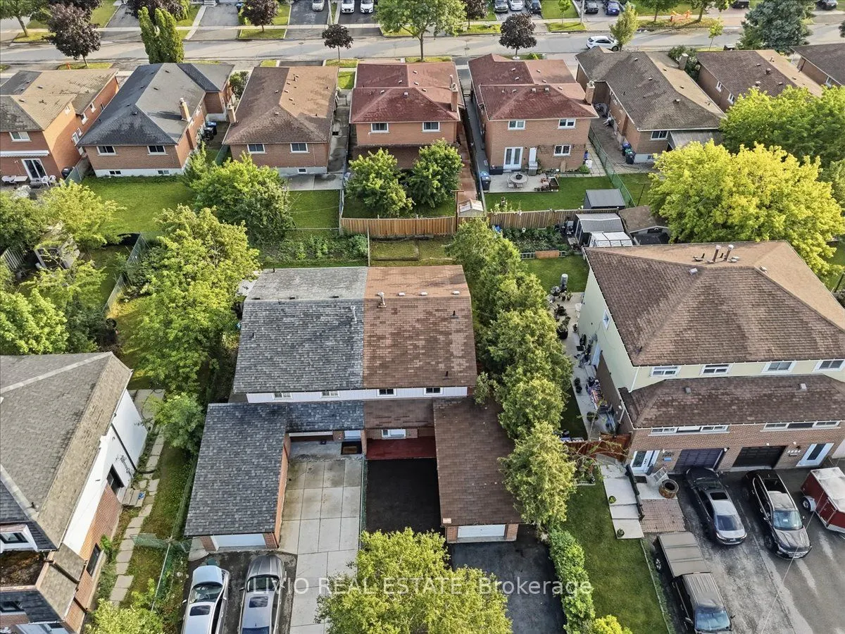 4002 Brandon Gate Drive