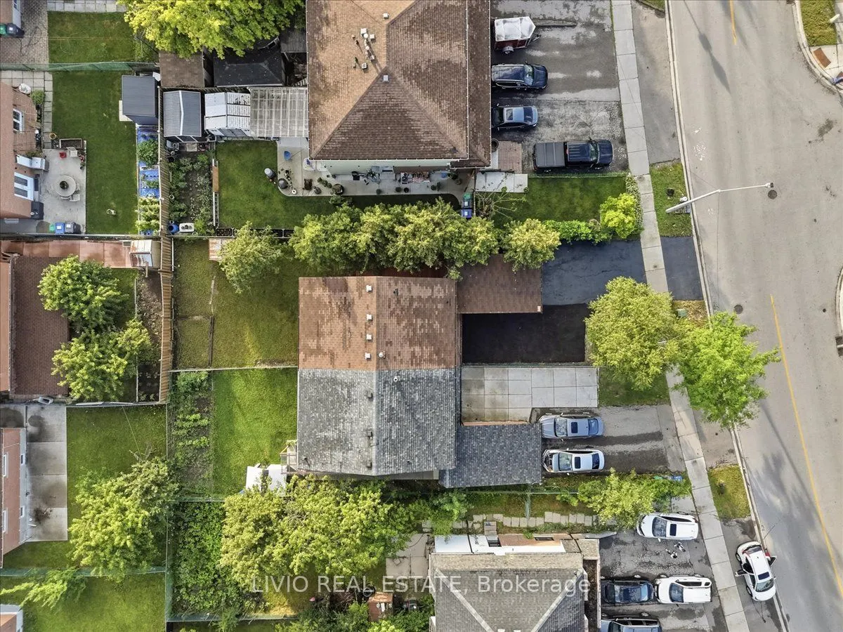 4002 Brandon Gate Drive