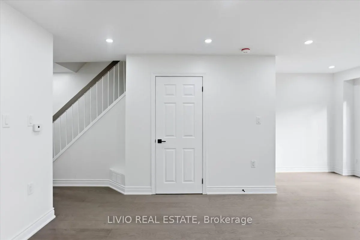 4002 Brandon Gate Drive