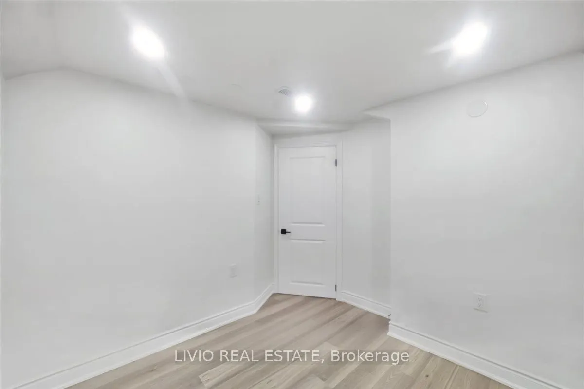 4002 Brandon Gate Drive