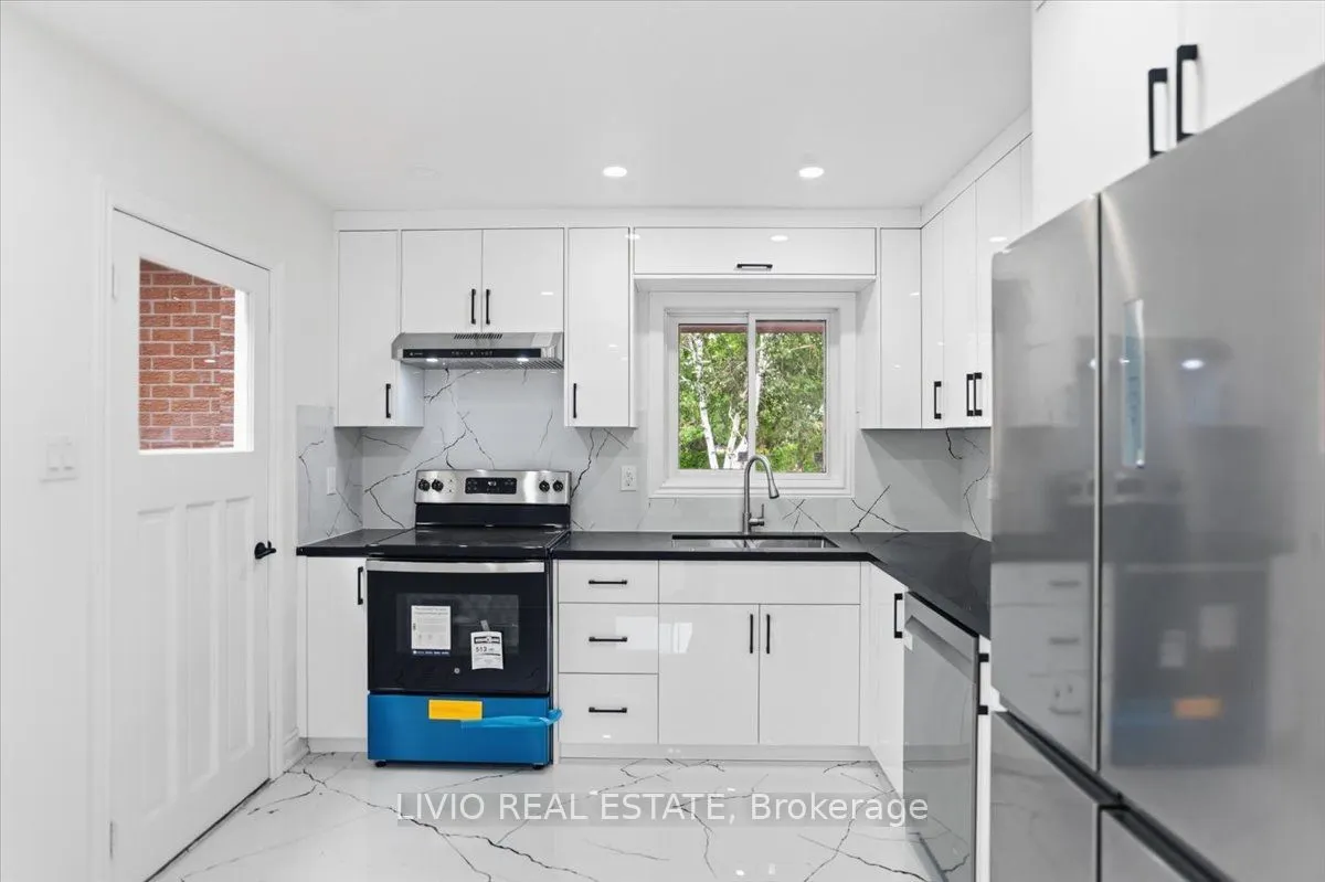 4002 Brandon Gate Drive