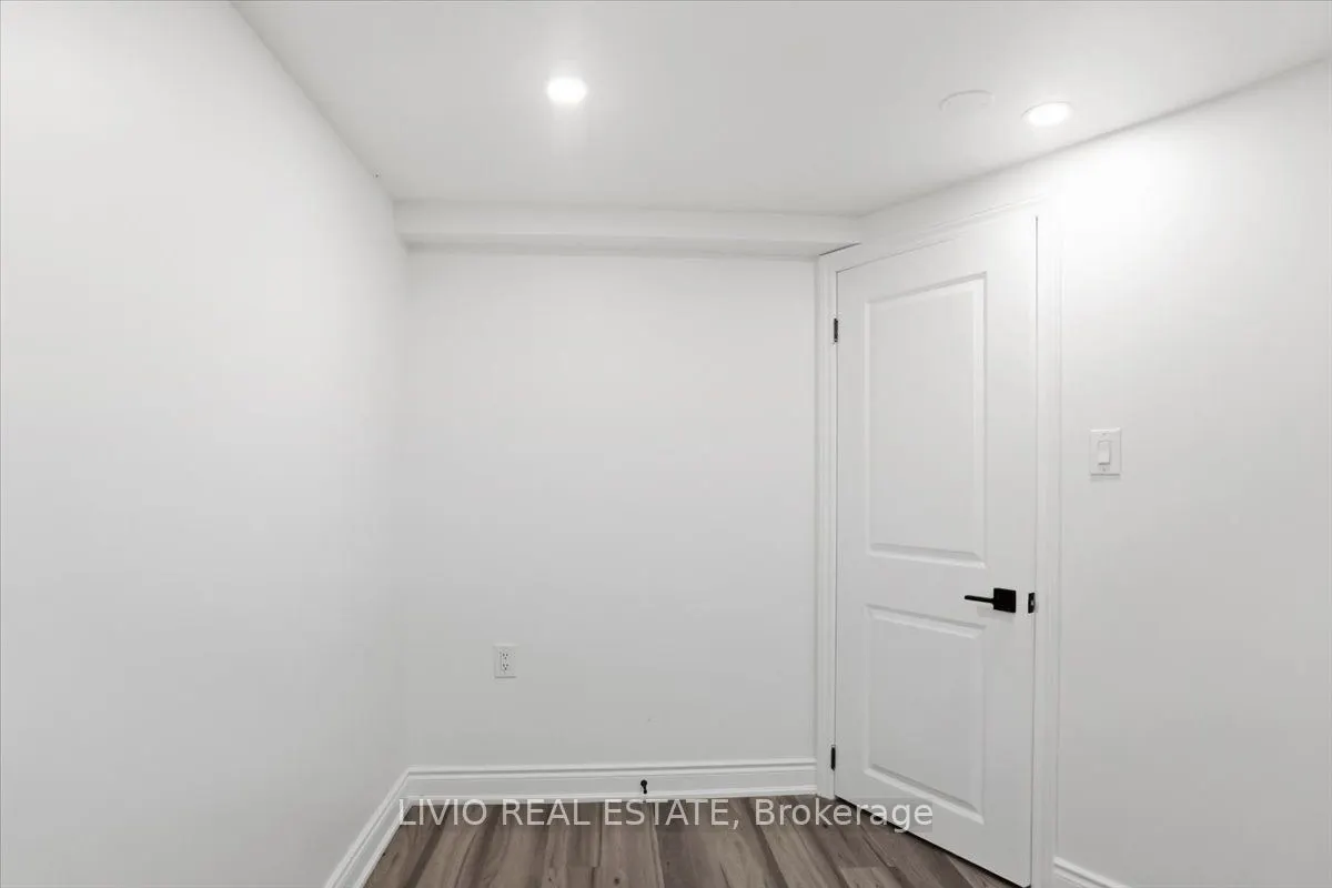 4002 Brandon Gate Drive