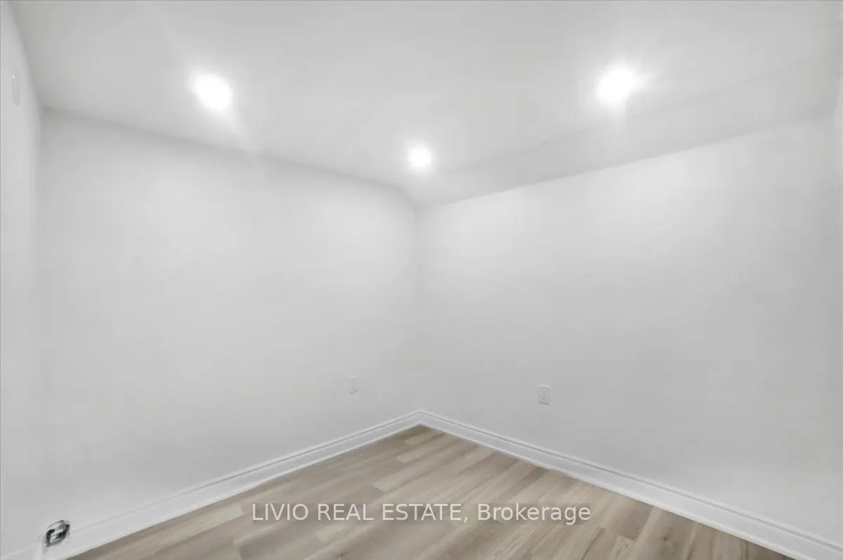 4002 Brandon Gate Drive