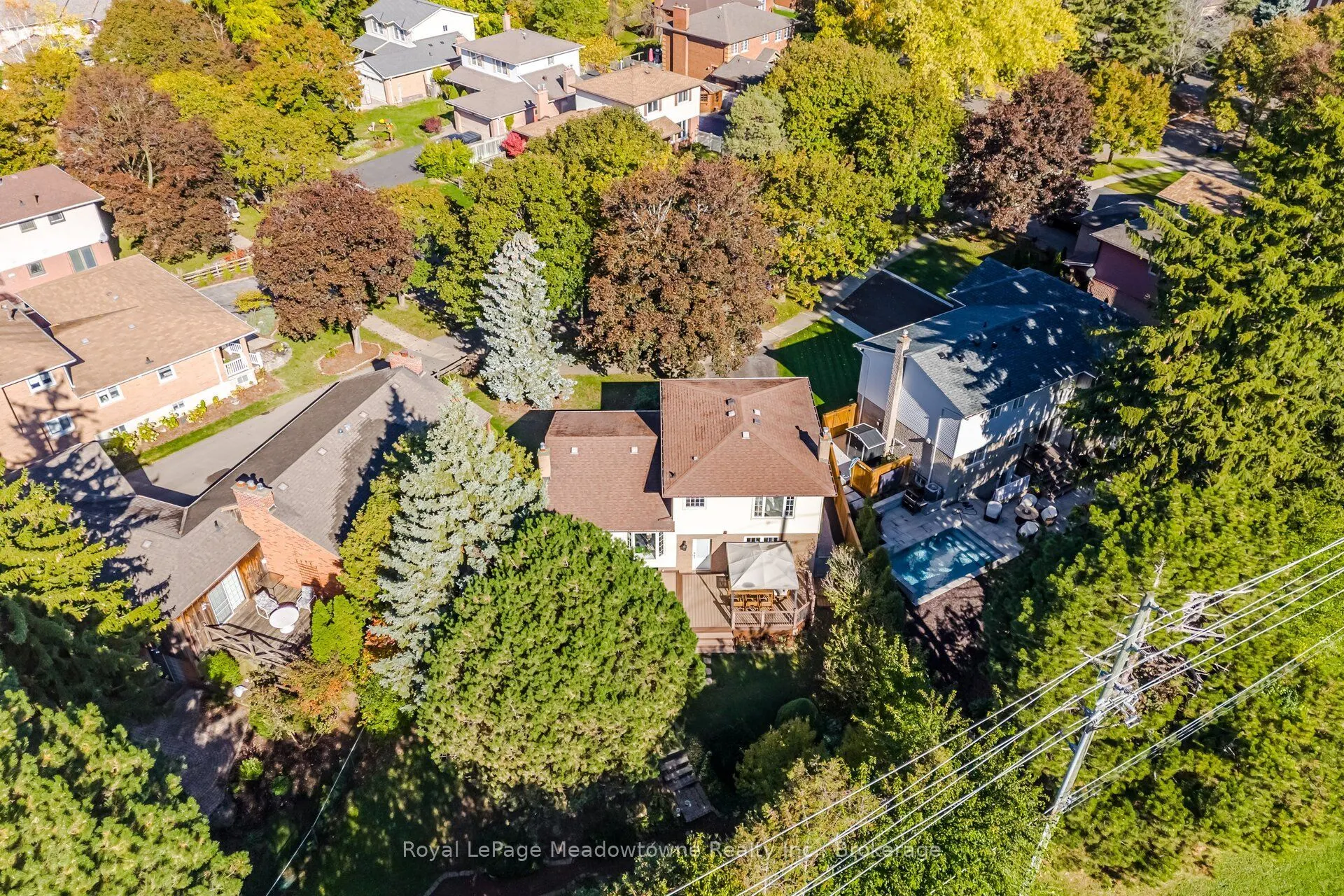 322 Kingsway Place