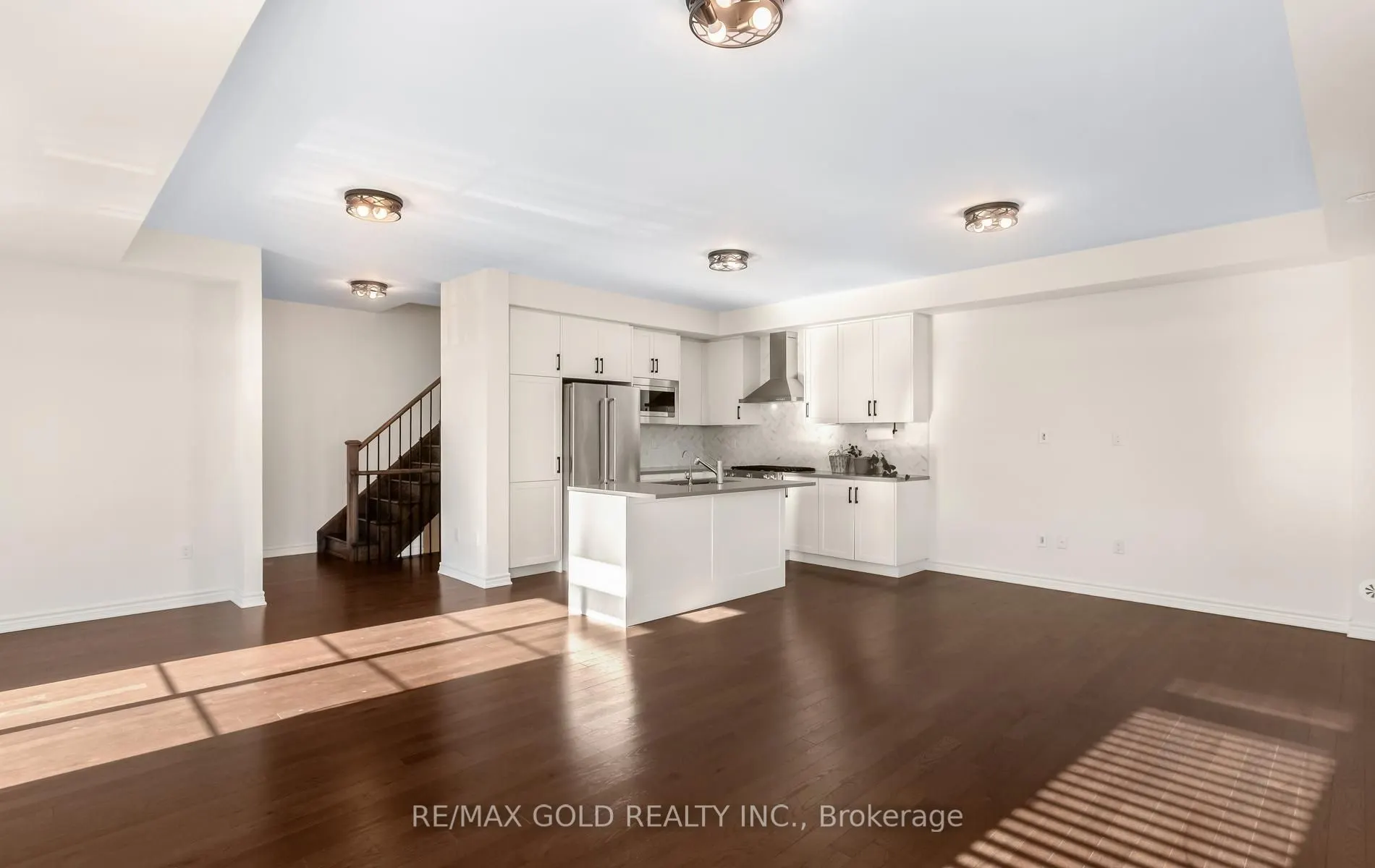 1260 Restivo Lane