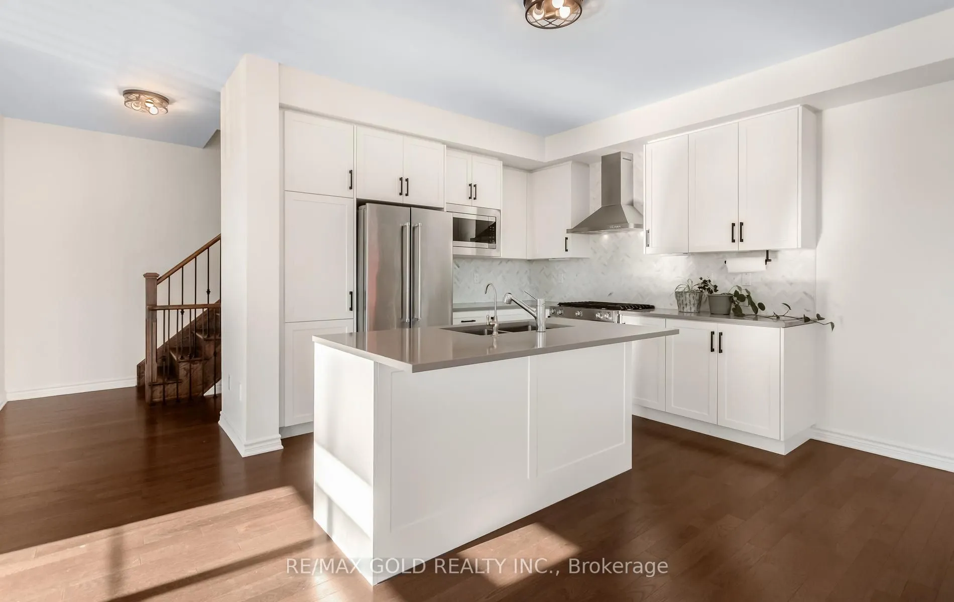 1260 Restivo Lane