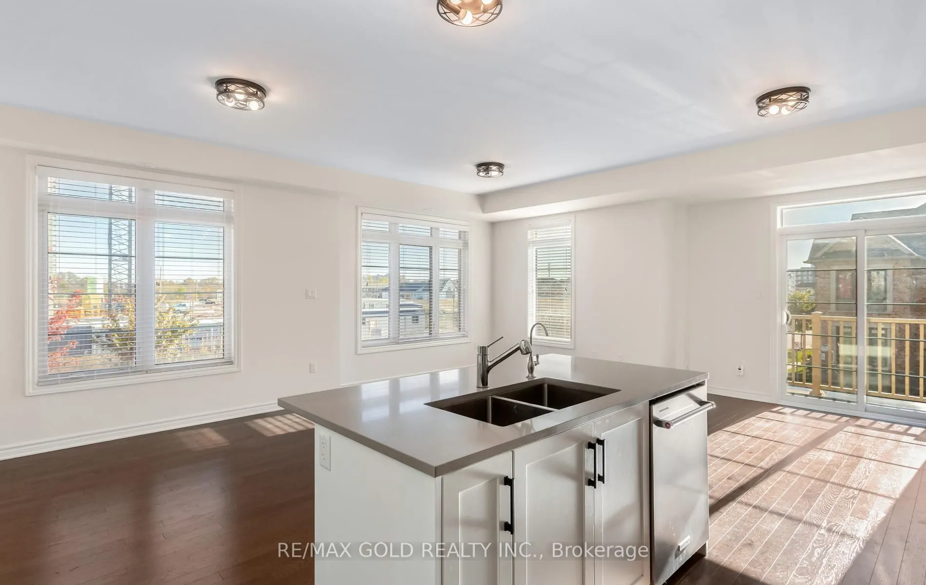 1260 Restivo Lane