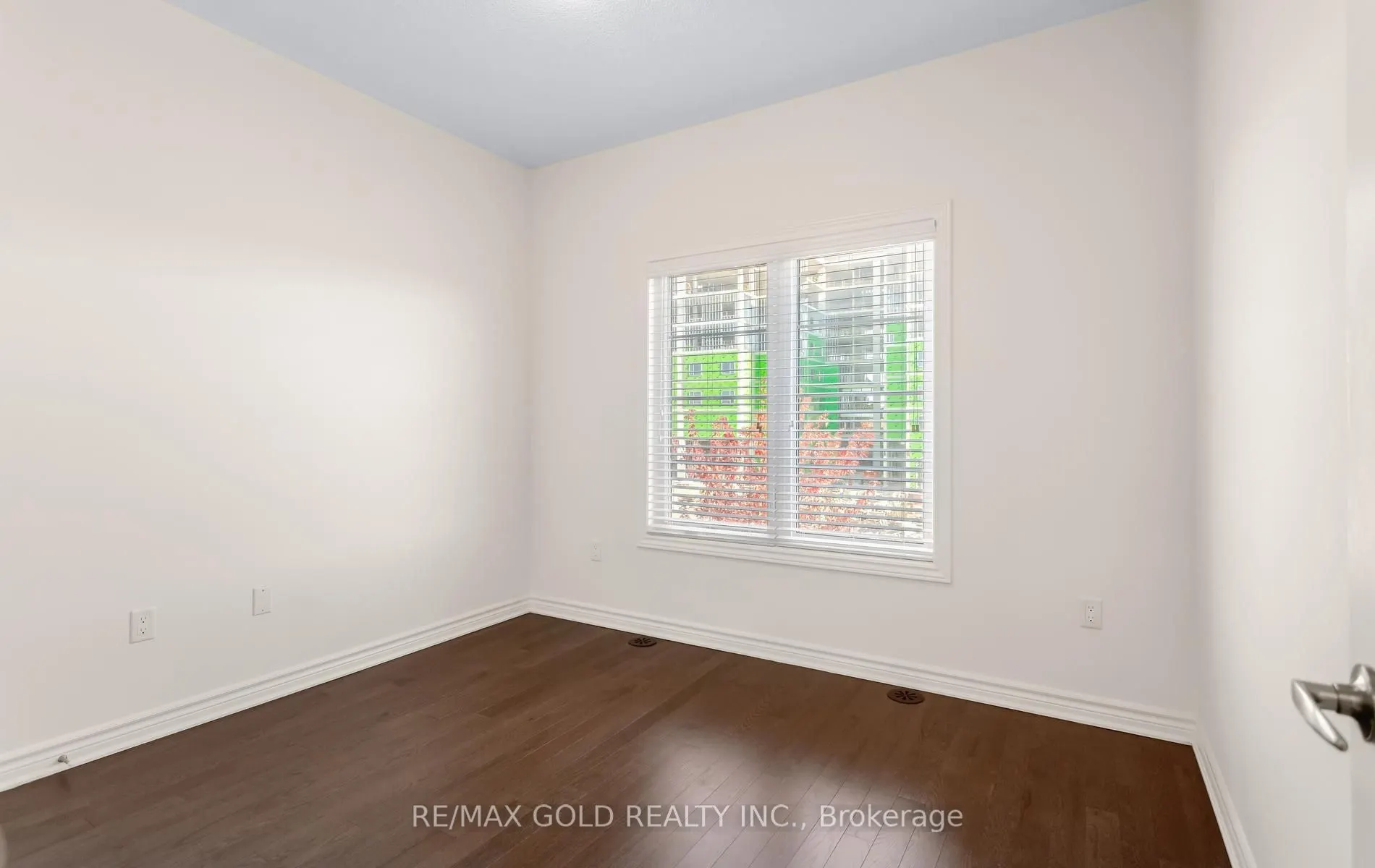 1260 Restivo Lane
