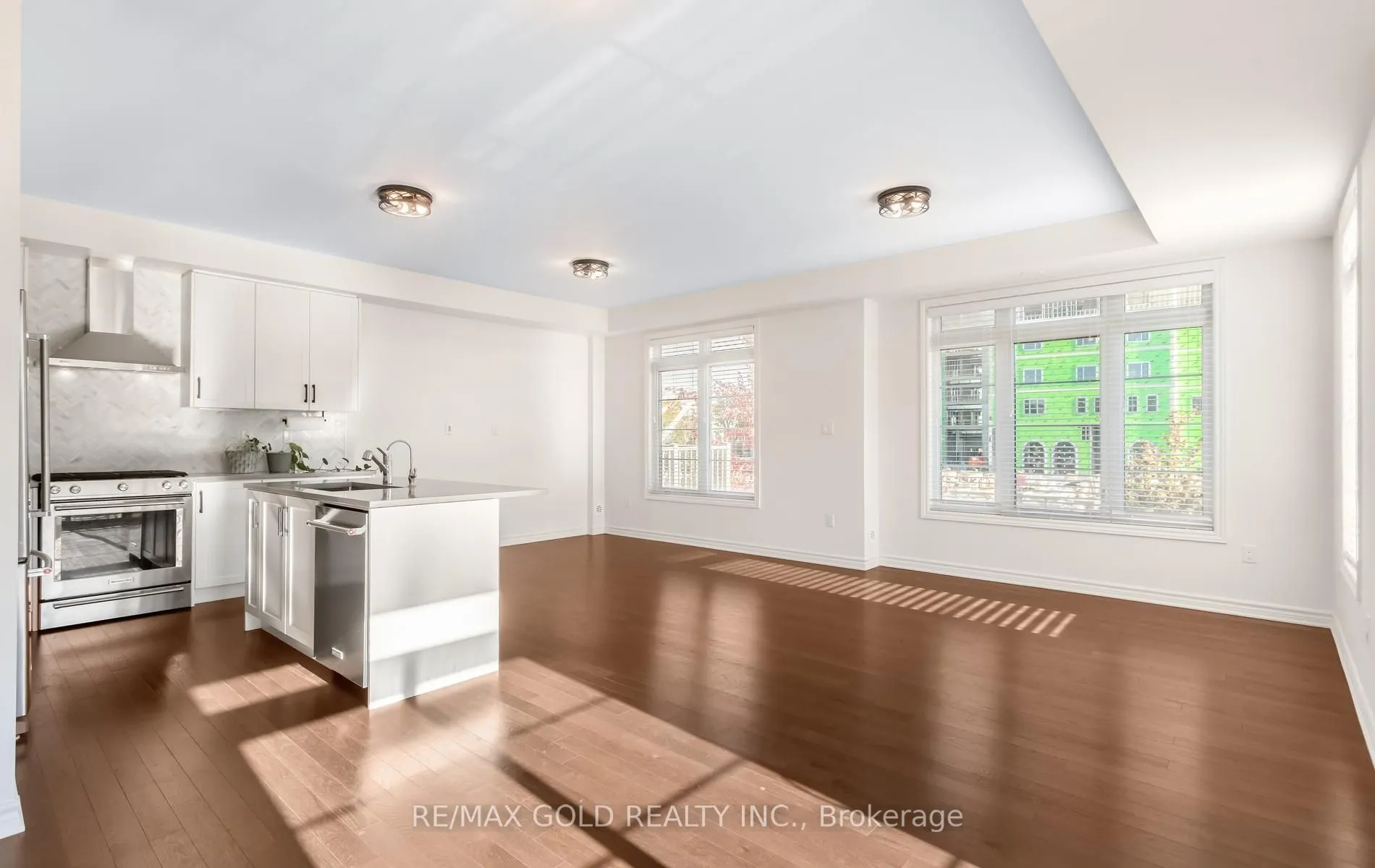 1260 Restivo Lane