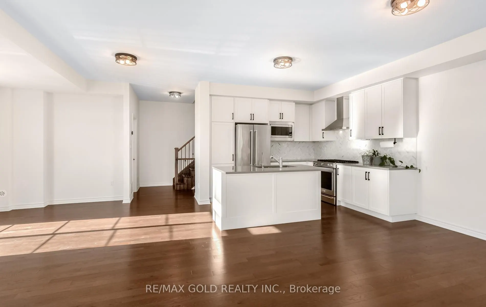 1260 Restivo Lane
