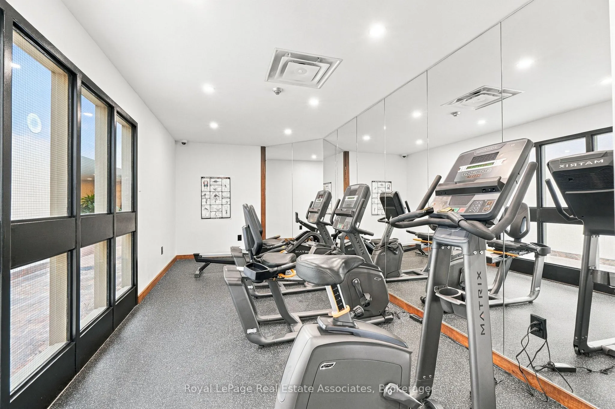 350 Rathburn Road W #808
