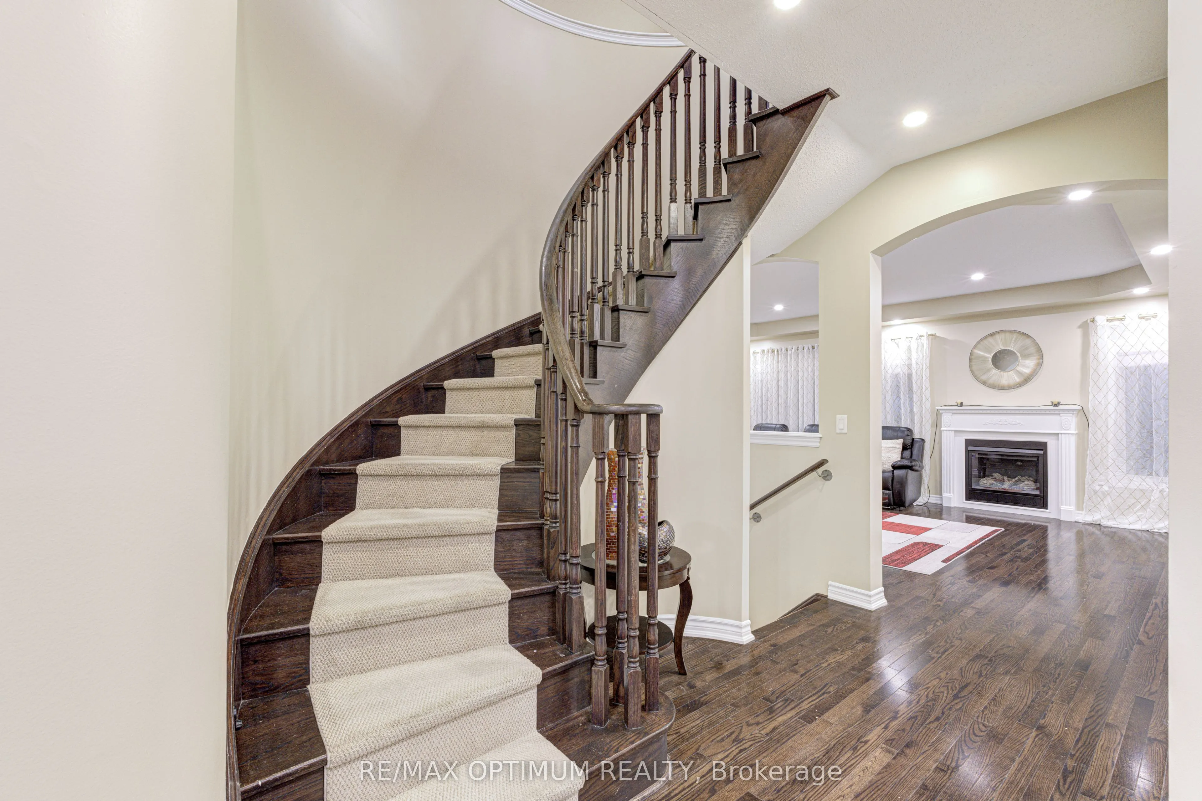 17 Elmcrest Drive