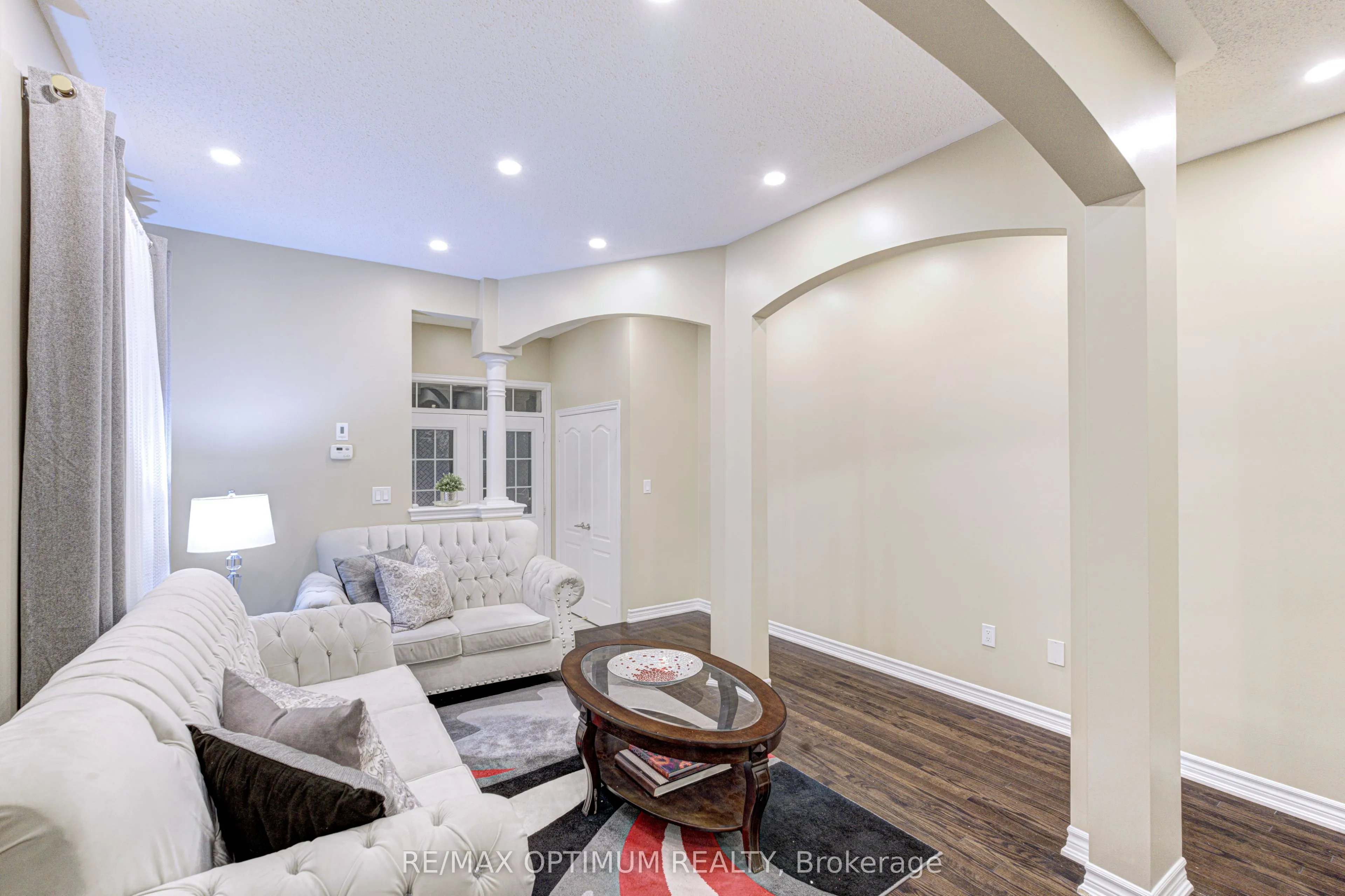 17 Elmcrest Drive
