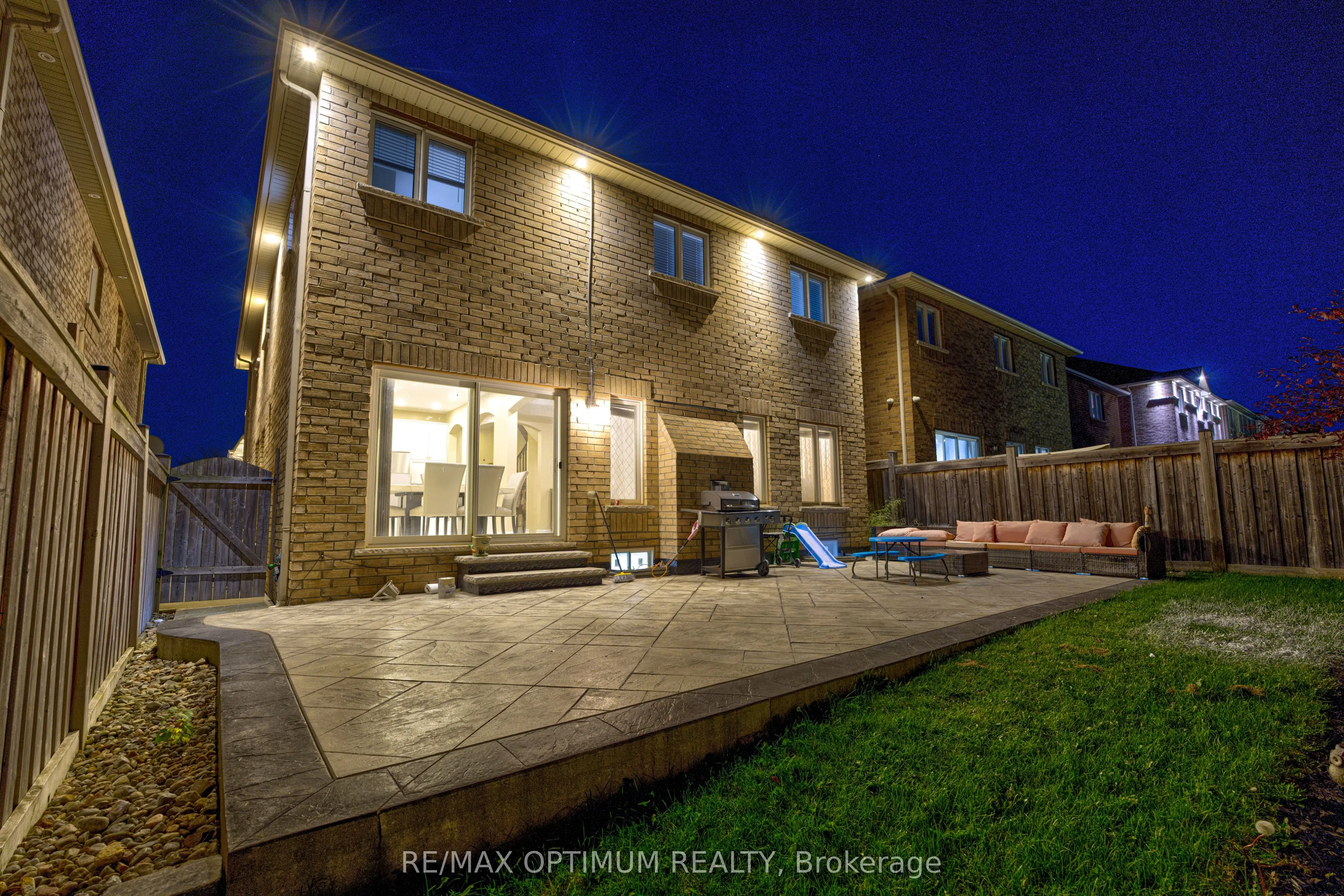 17 Elmcrest Drive